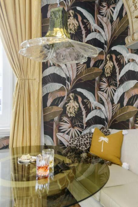 The Eve Apartment - OGB Suite view 2