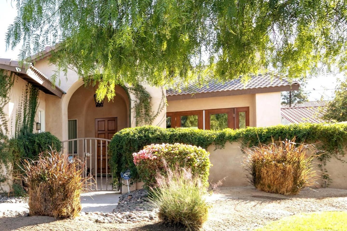 Private Casita in the Heart of Palm Desert
