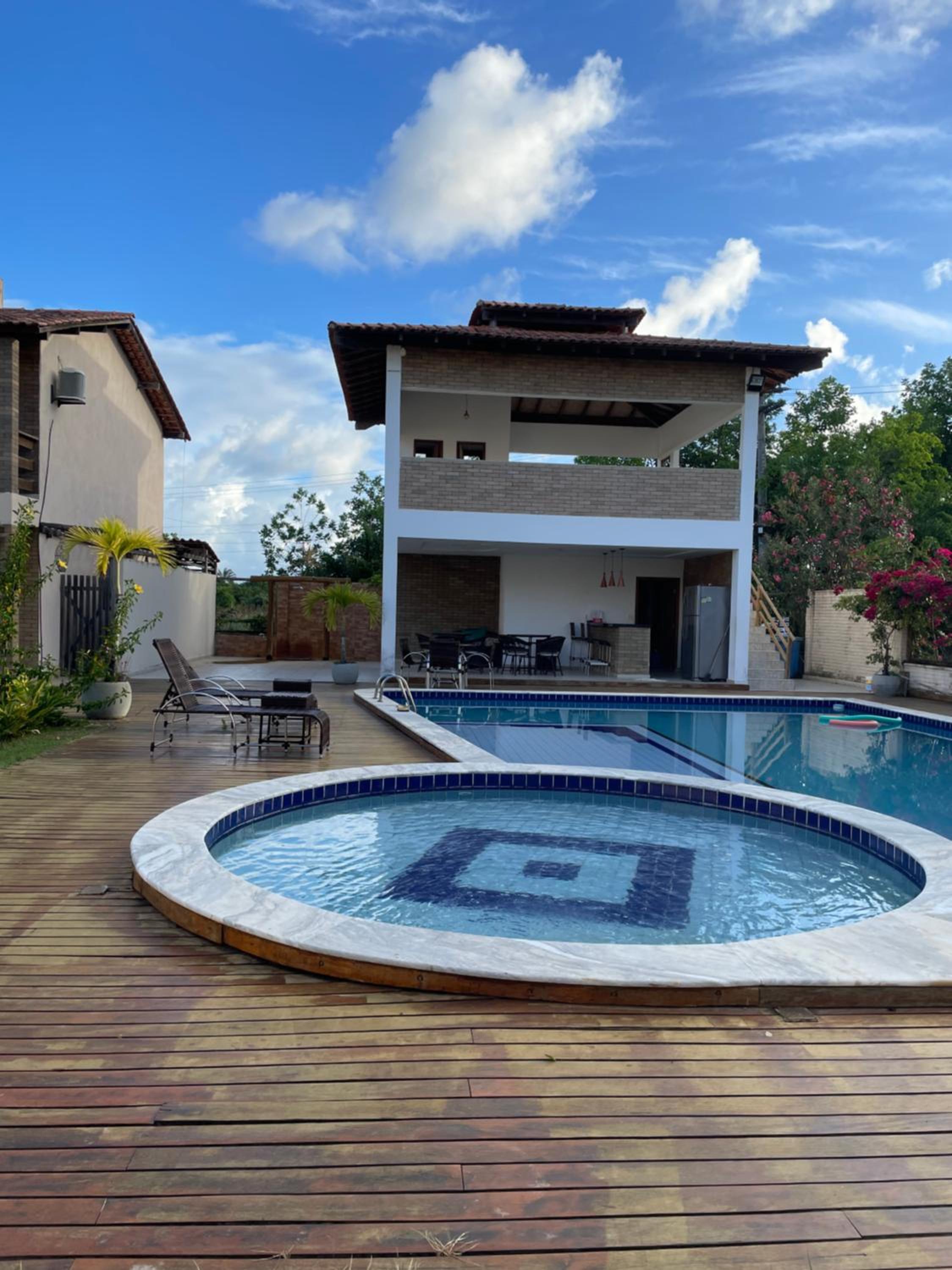 Duplex em Taipu de Fora