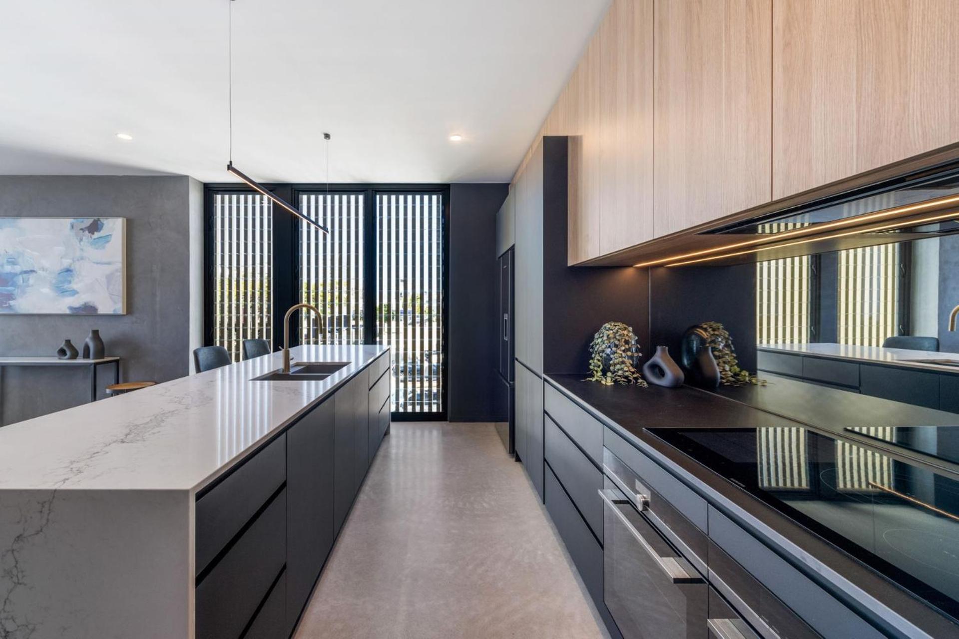 Luxurious brand new 3 bedroom house near the ocean