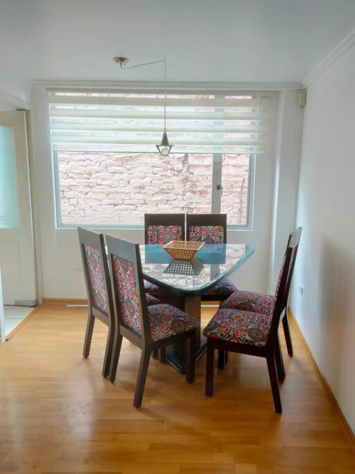 Apartamento excelente ubicación