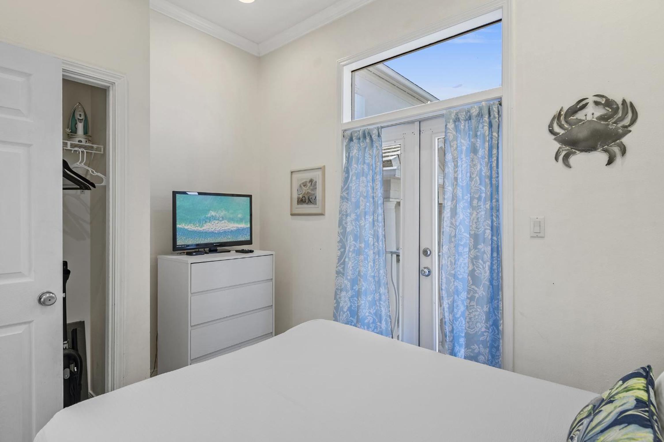 Southern Nights At Destin Pointe Resort