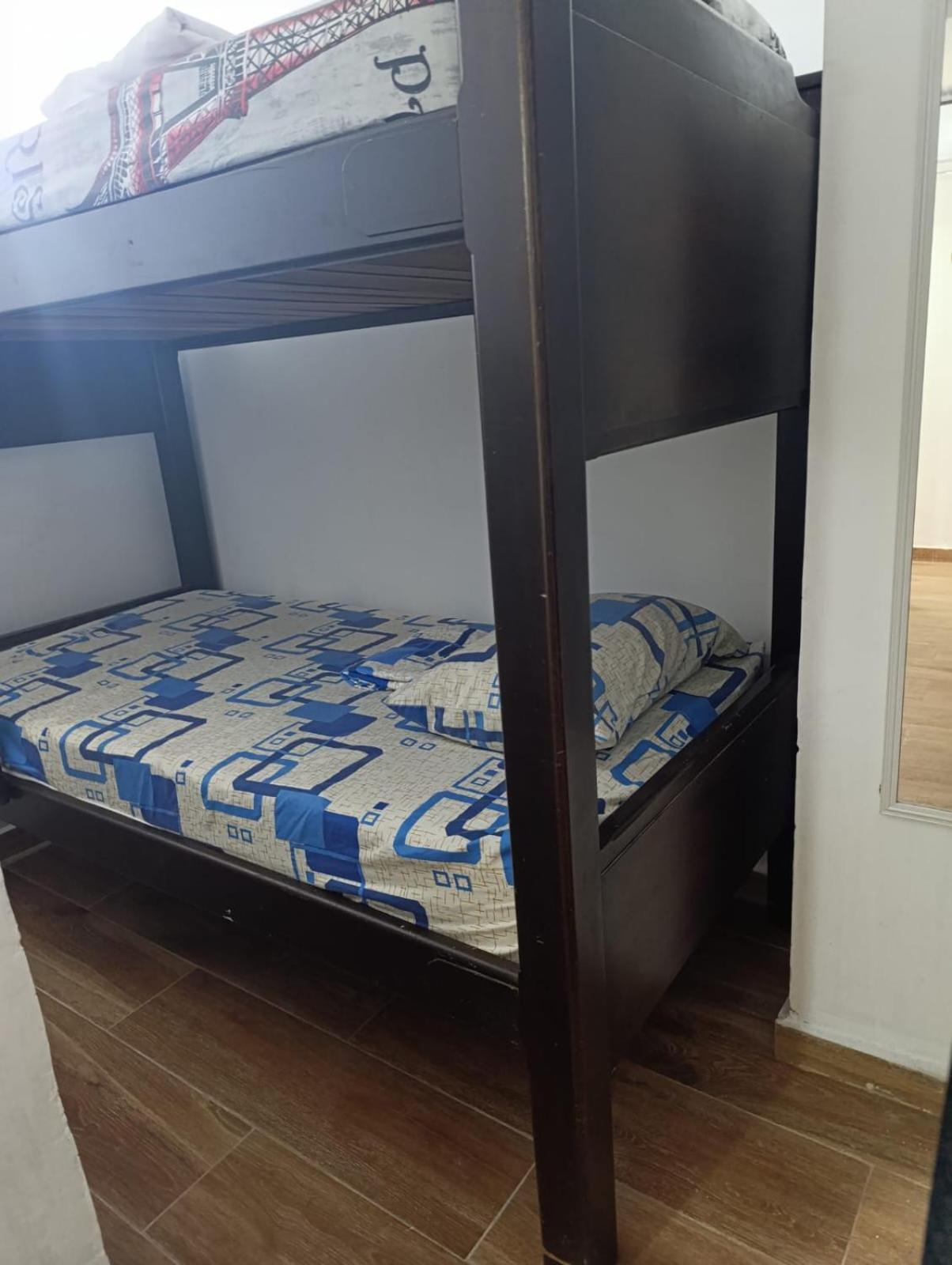 APARTAMENT E1 AIRE ACONDICIONADO 100MT2, 4 HABTACIONES EN La MEJOR ZONA, LAURELES ESTADIo
