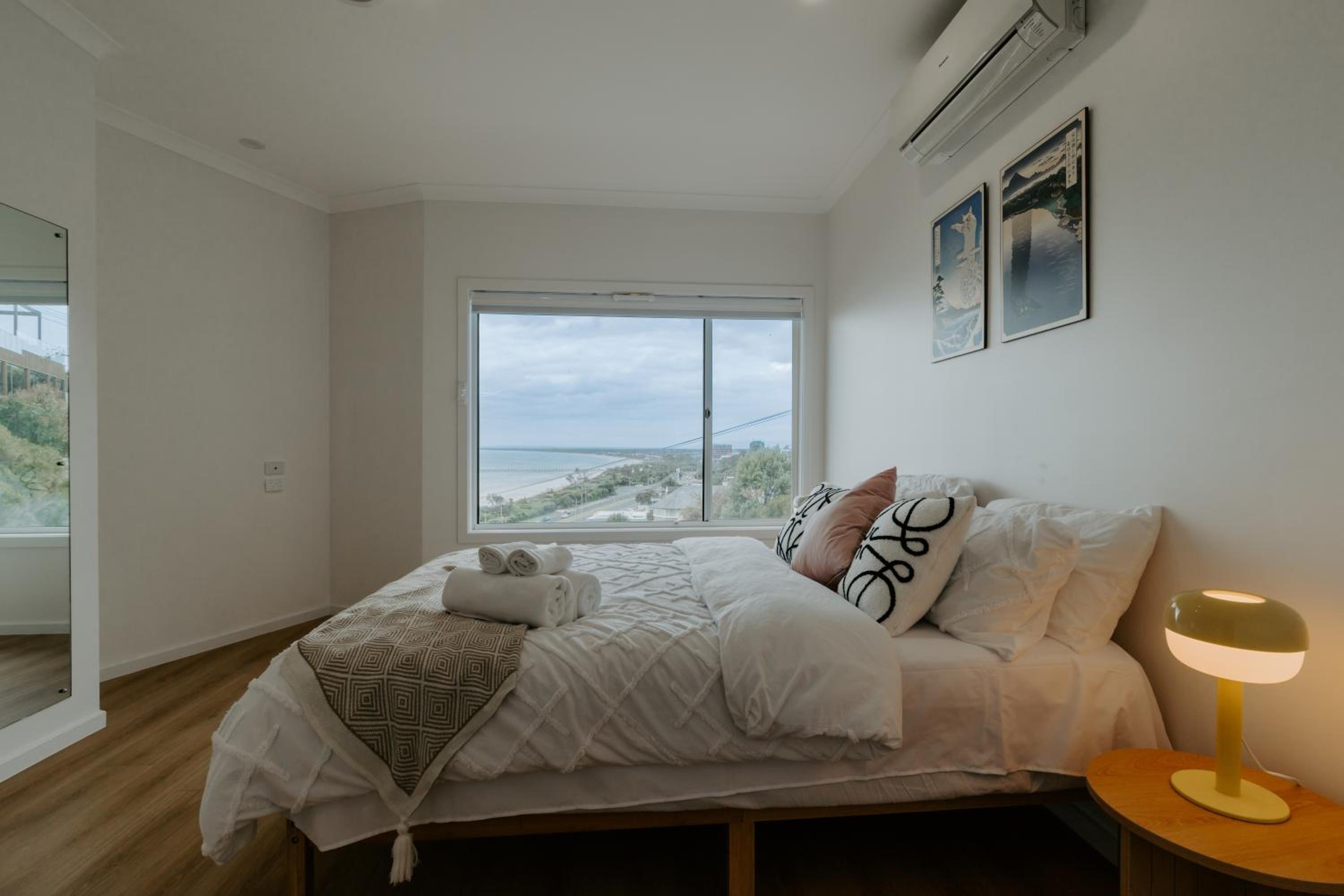 Pudding's Home Luxury Oceanfront Escape