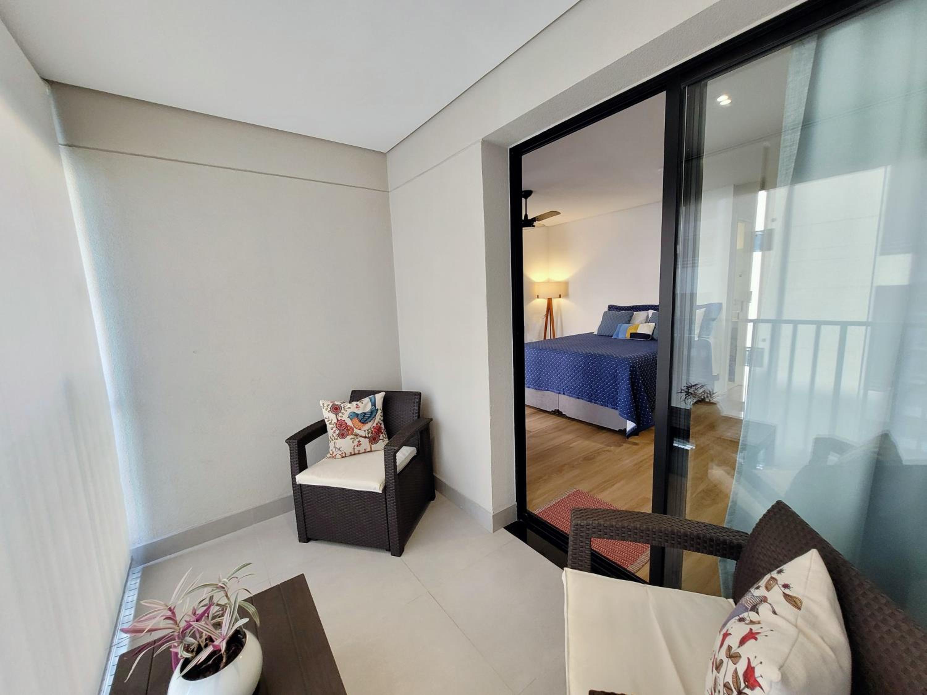 Apartamento charmoso em Pinheiros 250 metros da Estação Oscar Freire Hospital das Clínicas NUBANK INCOR PAULISTA
