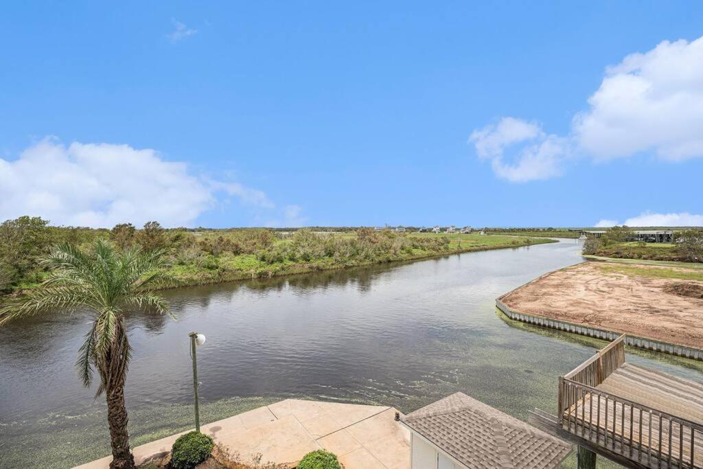 Fisherman's Paradise - Waterfront - Bring Your Boat view 3