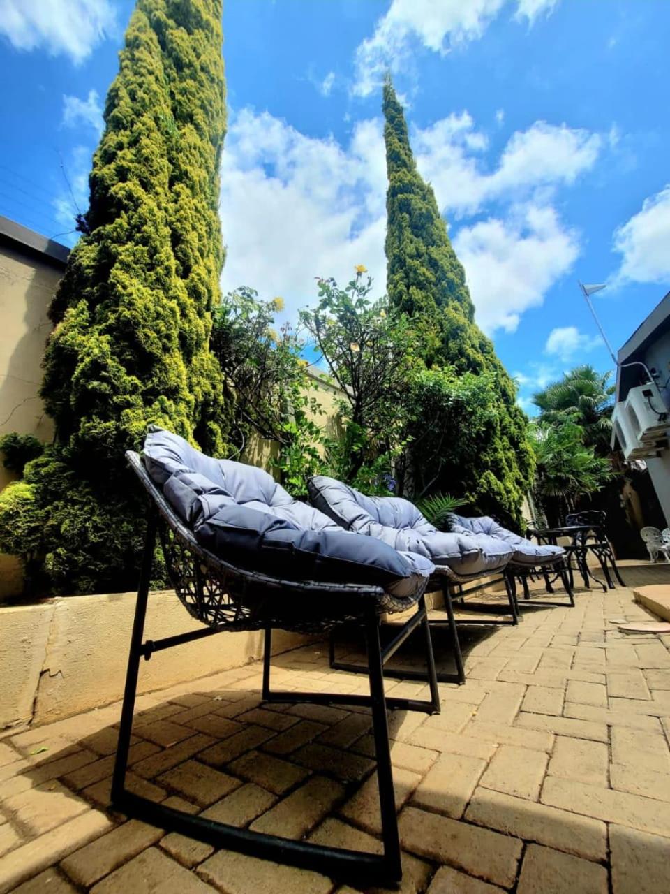 Emzini Guesthouse Universitas