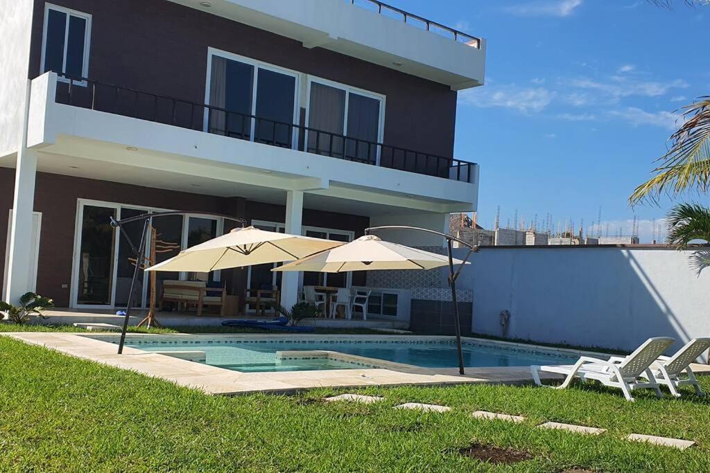 Casa Vacacional Almendros