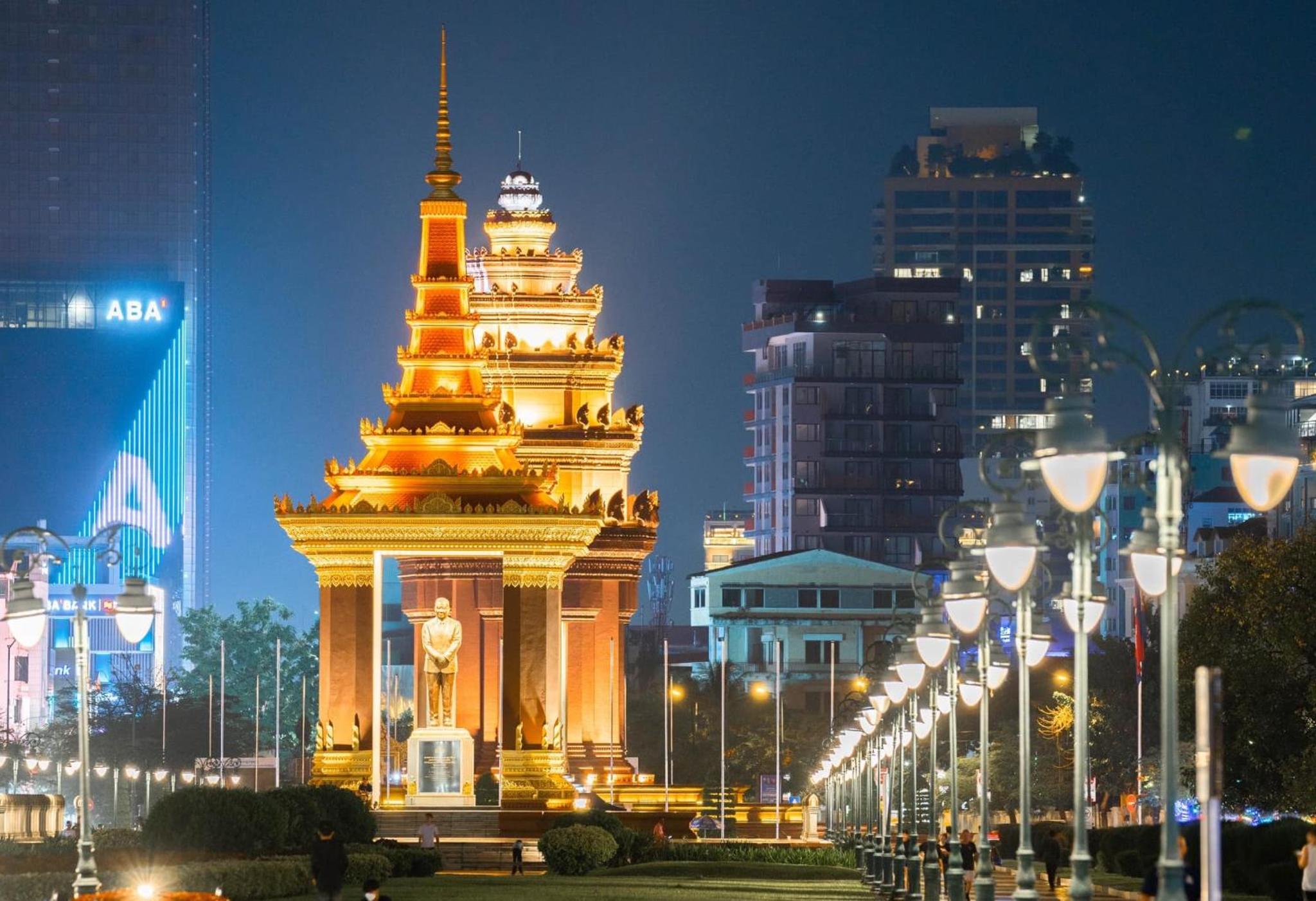 Riverside Studio - Yuetai Phnom Penh view 5
