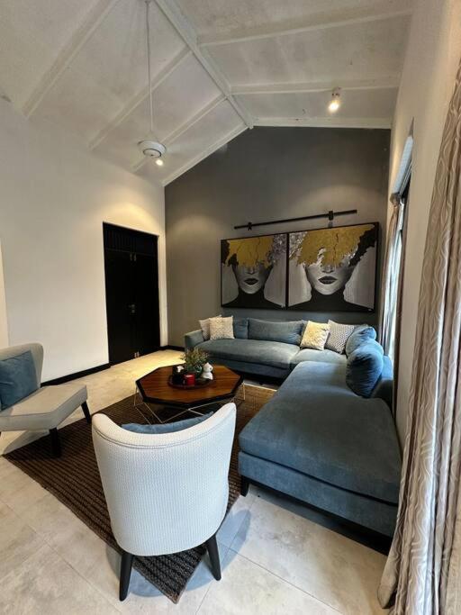 Spacious 3-Bedroom House in Colombo view 2