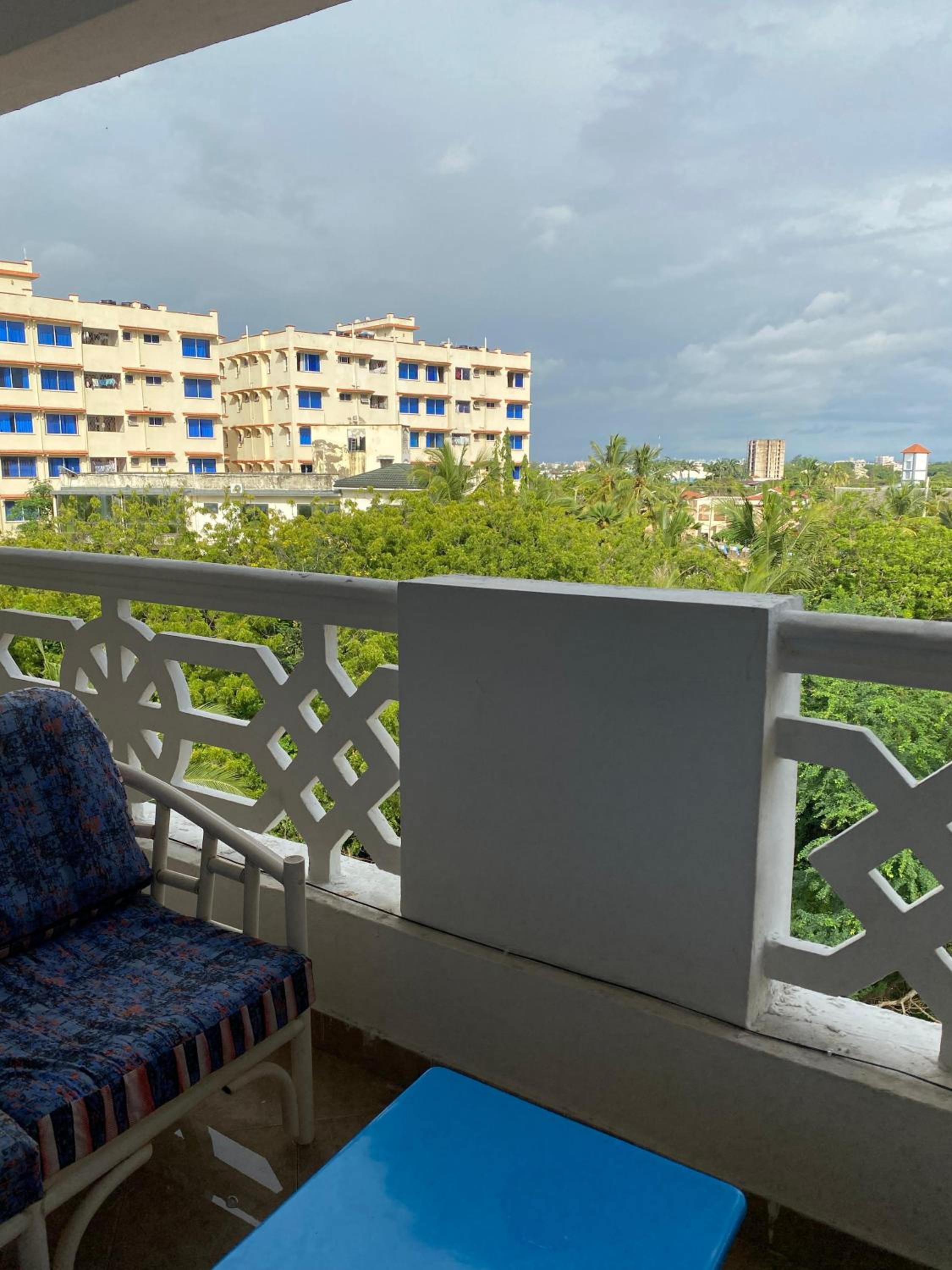 Sunrise Apartments