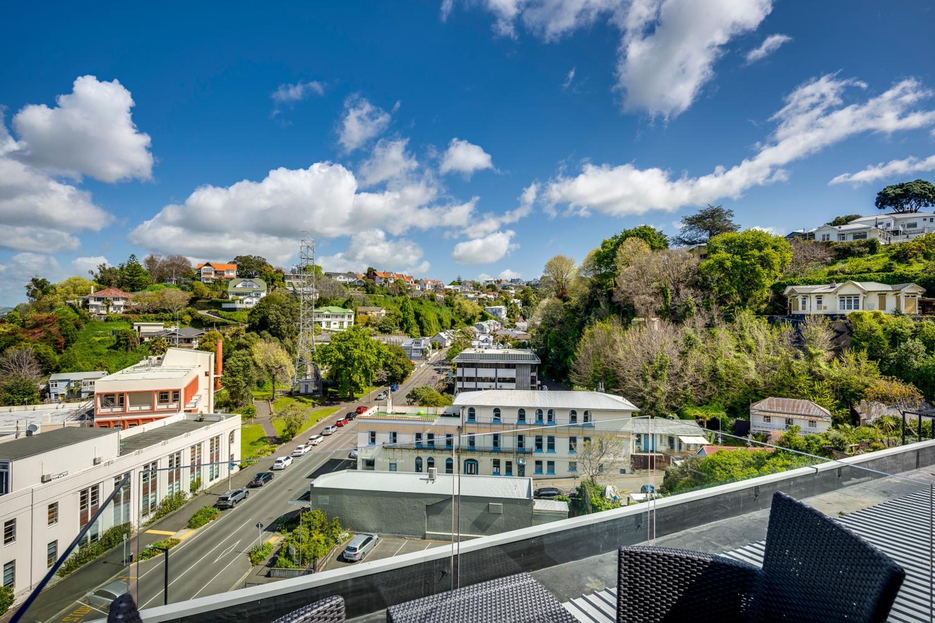 Seabreeze Penthouse - Napier Holiday Apartment view 3