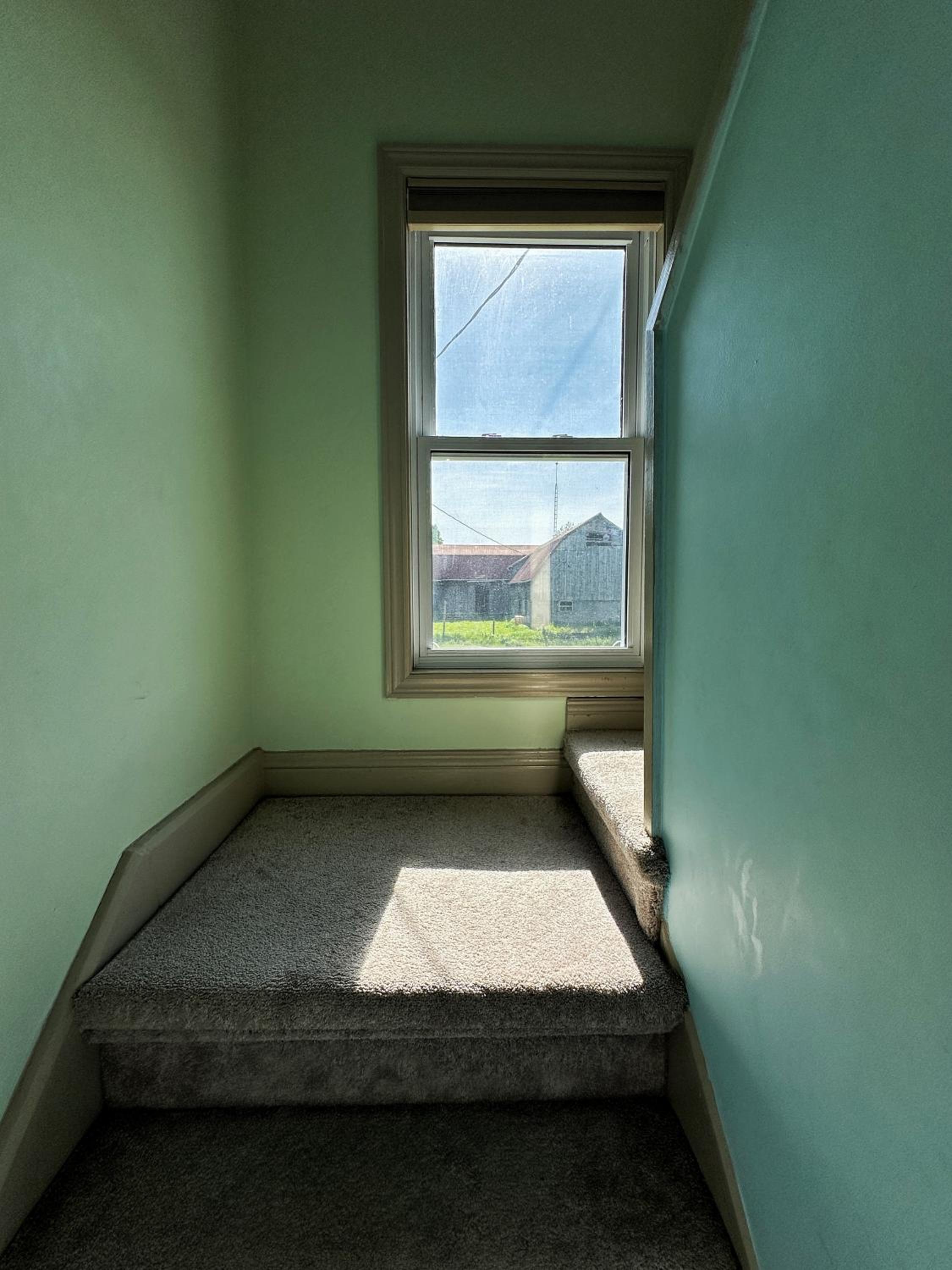 Entire Farmhouse 1 Hr from Toronto