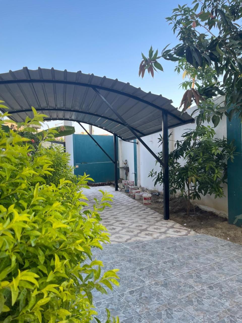 El Hady Apartments with Swimming Pool