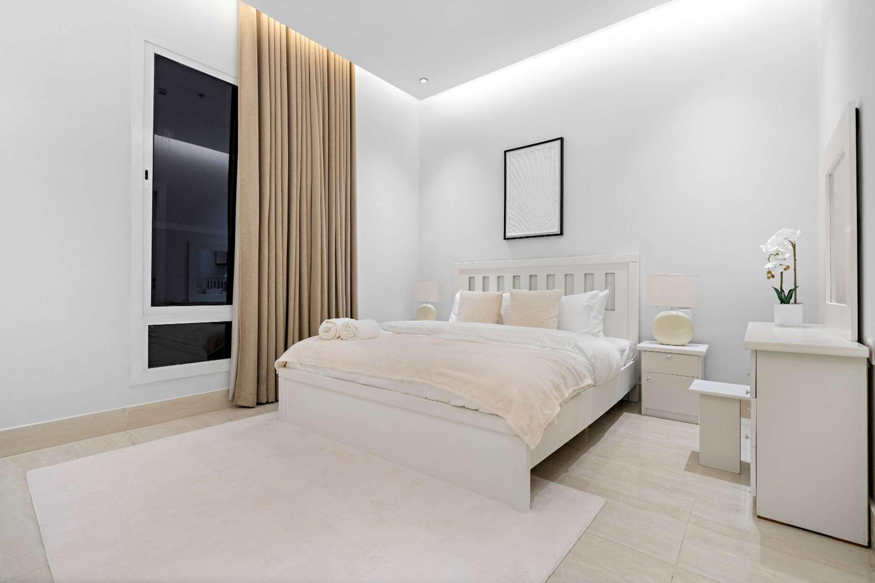 Silkhaus Chic and Luxury 3BR in Majidia at Al Malqa