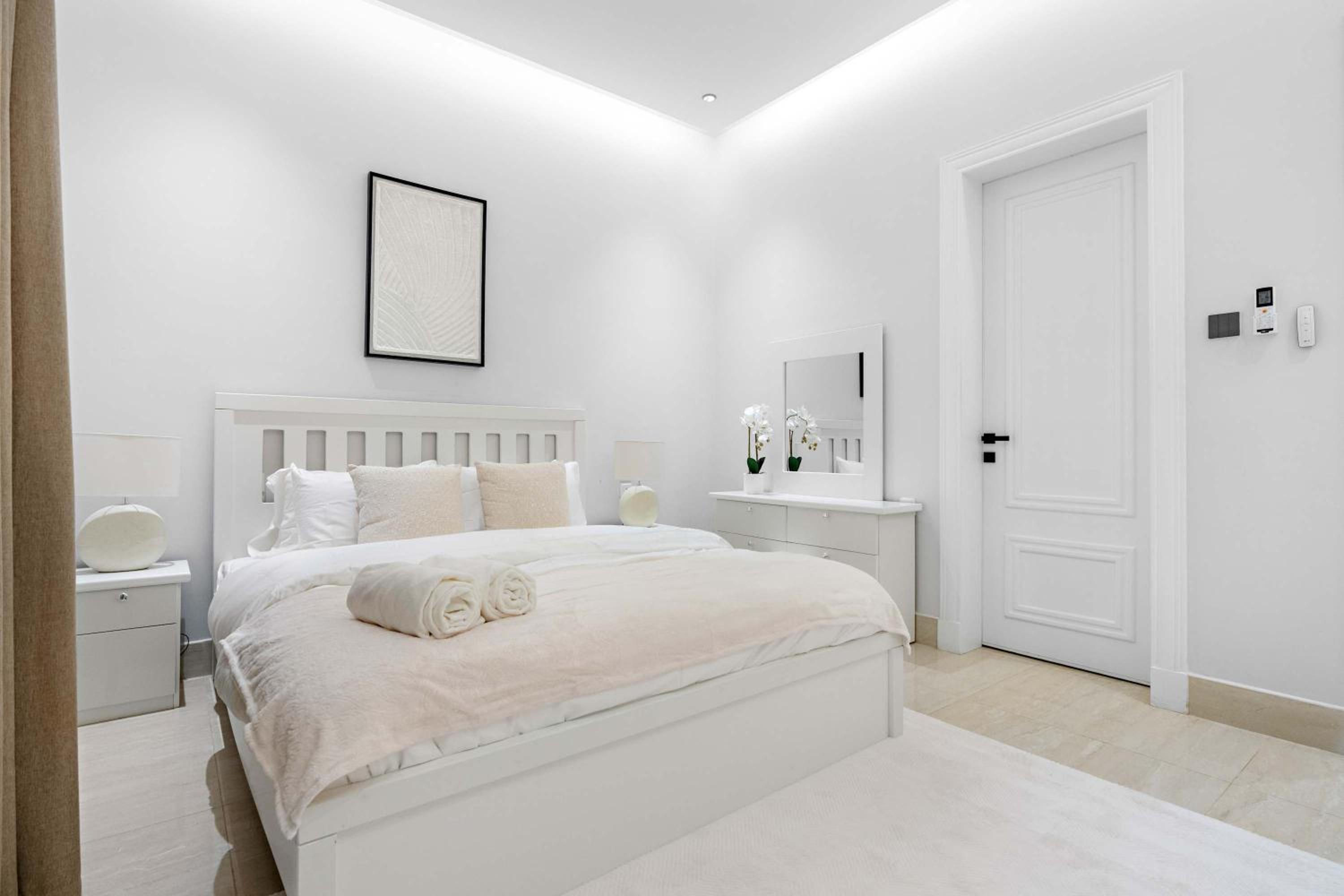 Silkhaus Chic and Luxury 3BR in Majidia at Al Malqa