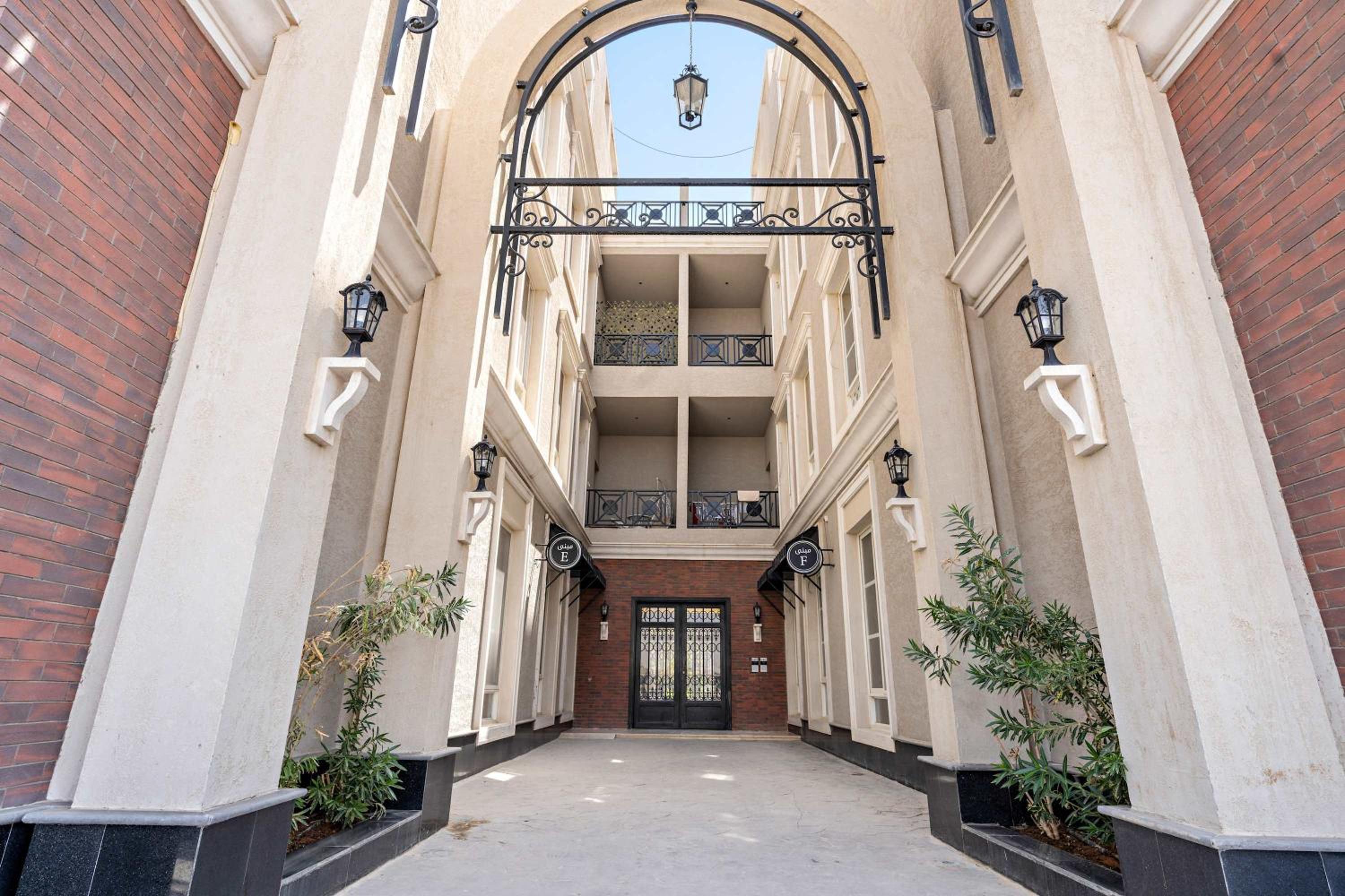 Silkhaus Chic and Luxury 3BR in Majidia at Al Malqa
