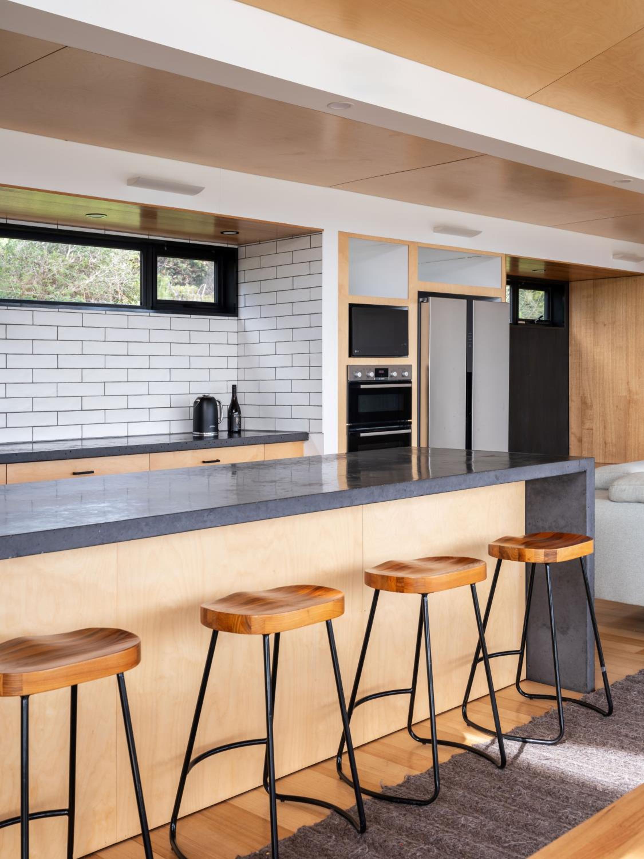 Atelier on Freycinet - Beachside Property