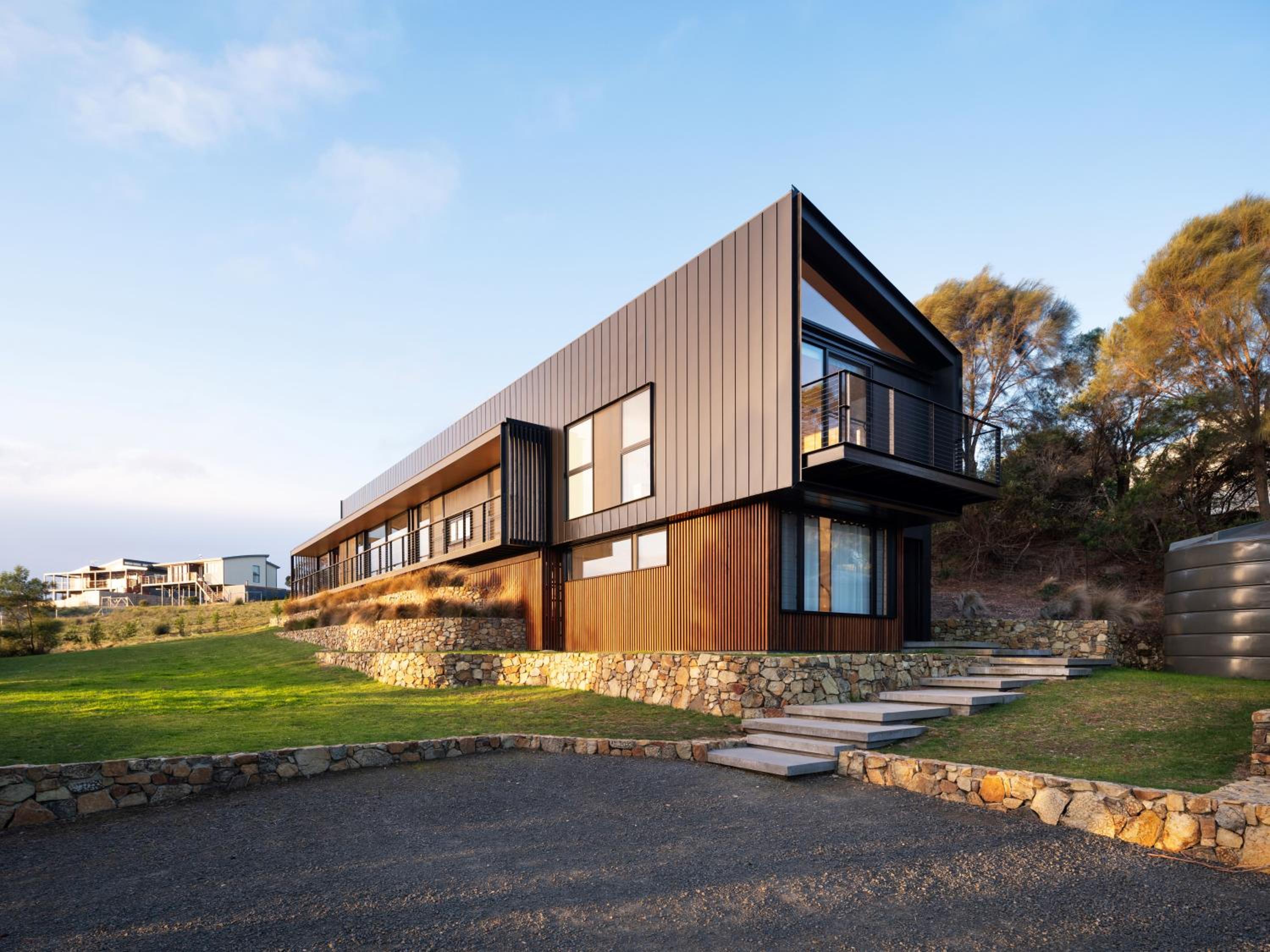 Atelier on Freycinet - Beachside Property