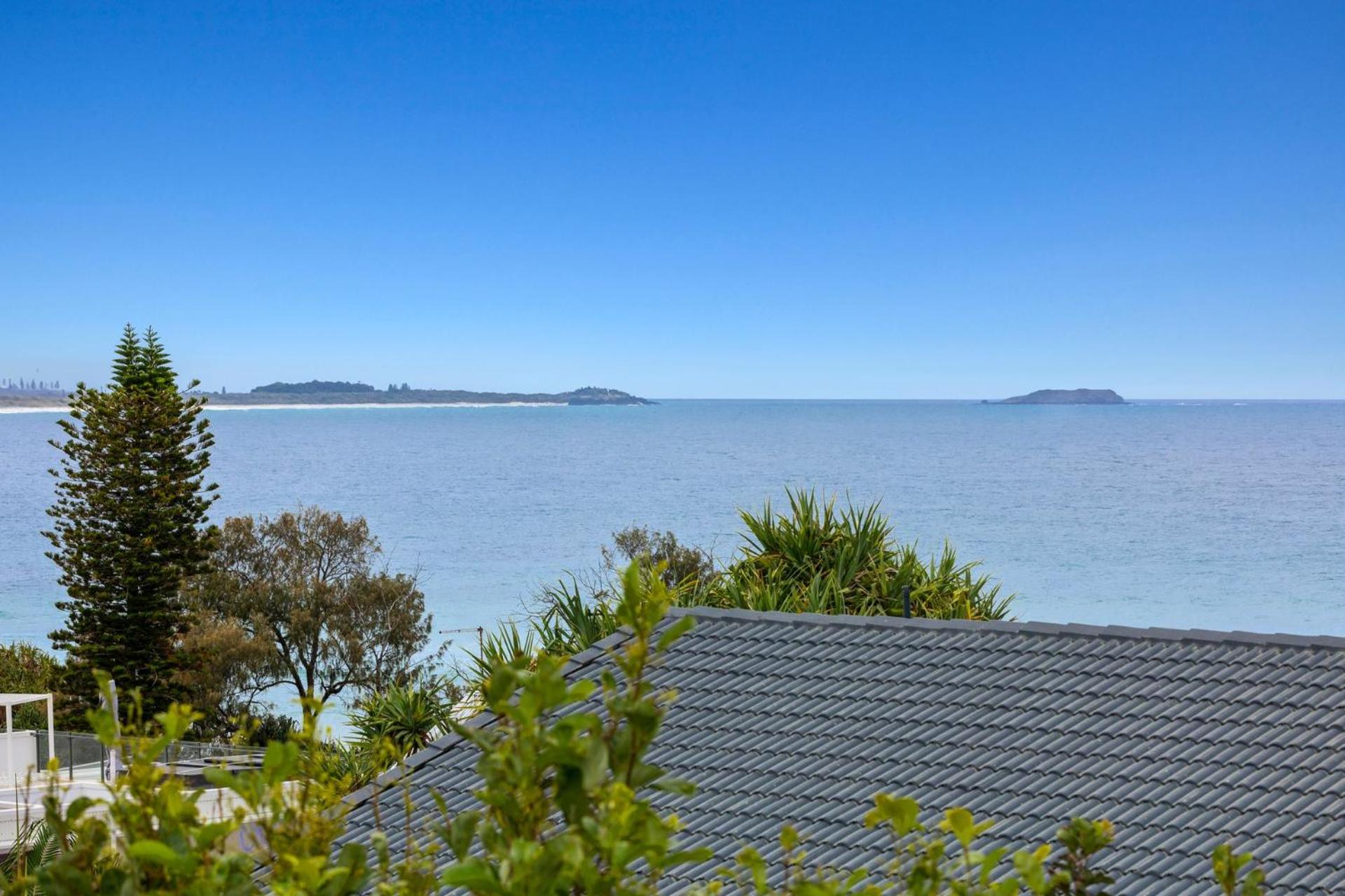 Kingscliff Sea Breeze House - Ocean Views