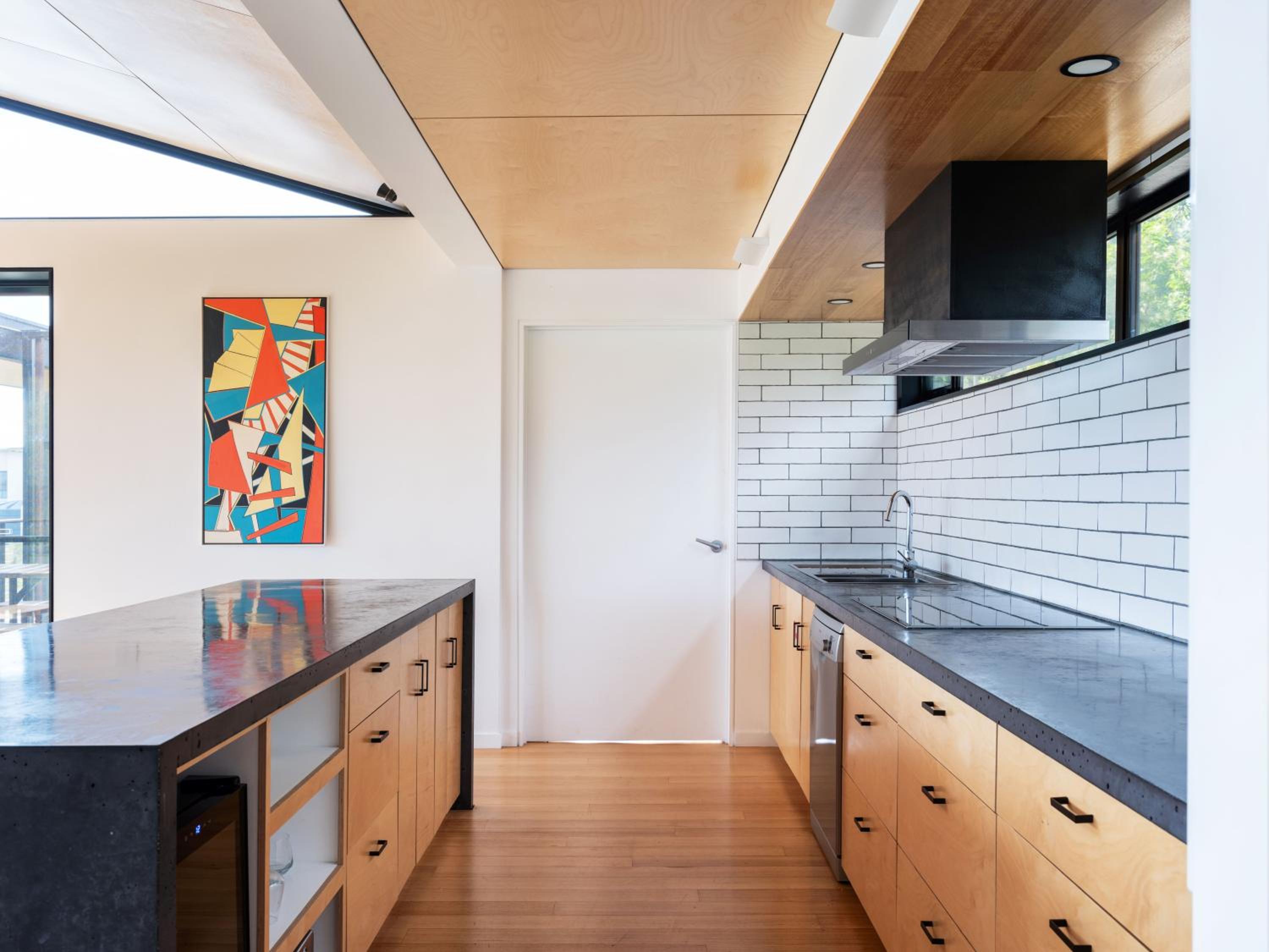 Atelier on Freycinet - Beachside Property
