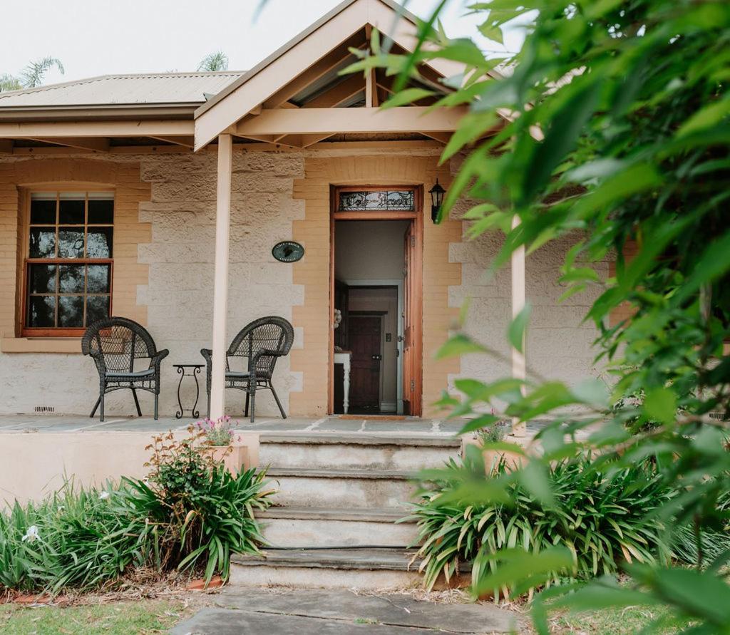Cole-Brook Cottage Historic House