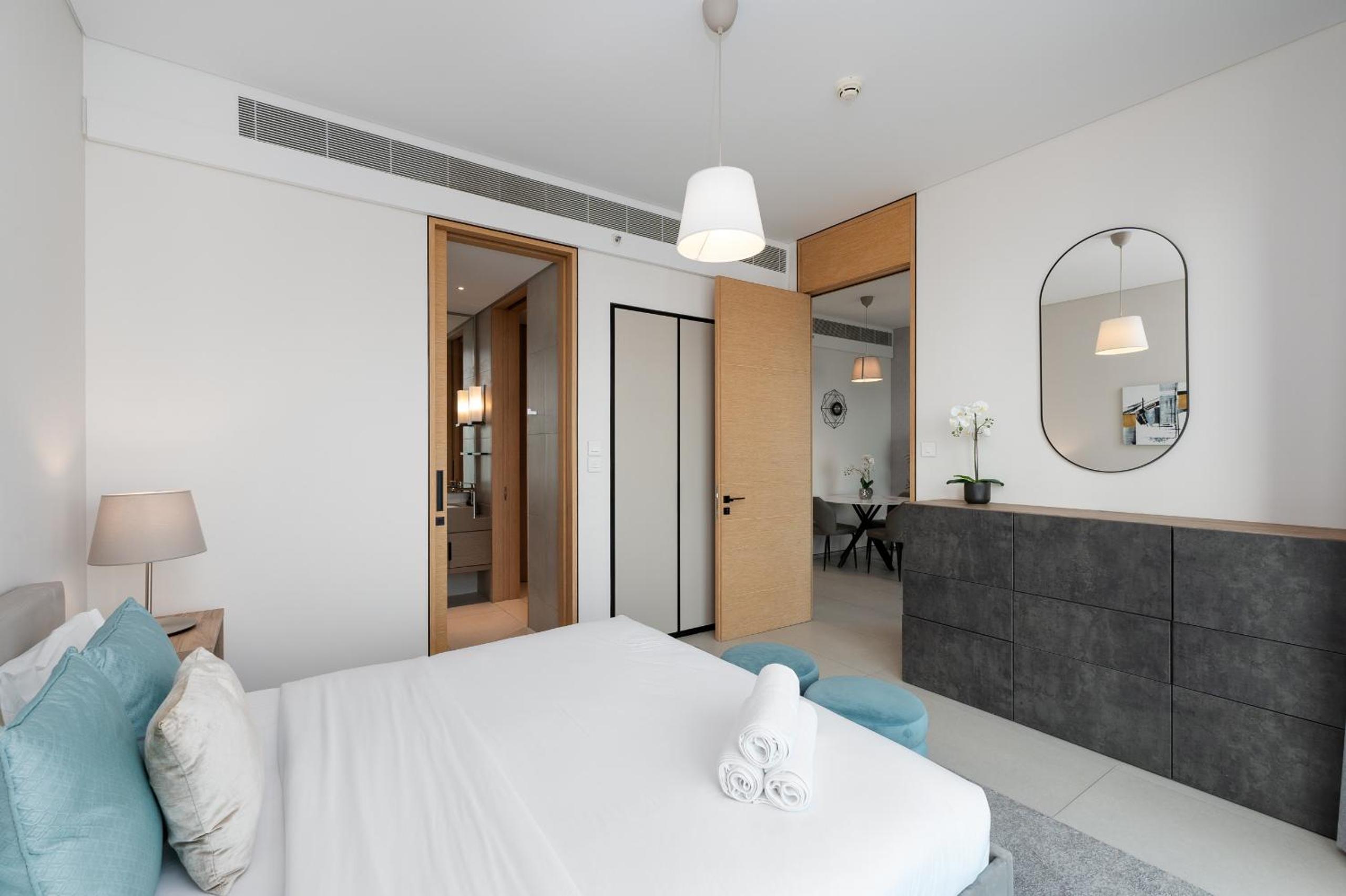 Address JBR Marina View, Jumeirah Beach Residence, Dubai Marina - Mint Stay