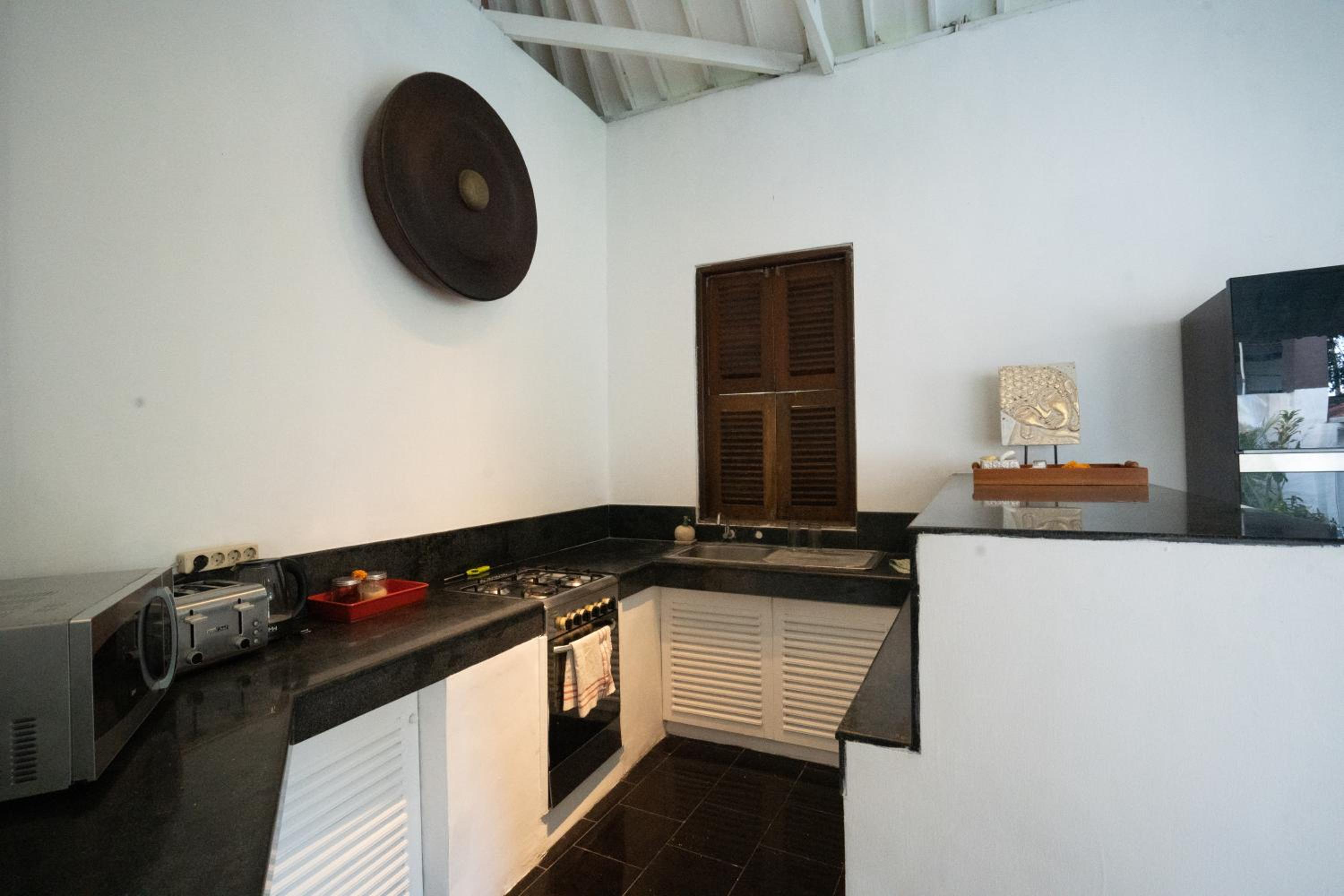 5 Bedroom Villa Etnik in Seminyak with Big Garden and Private Pool