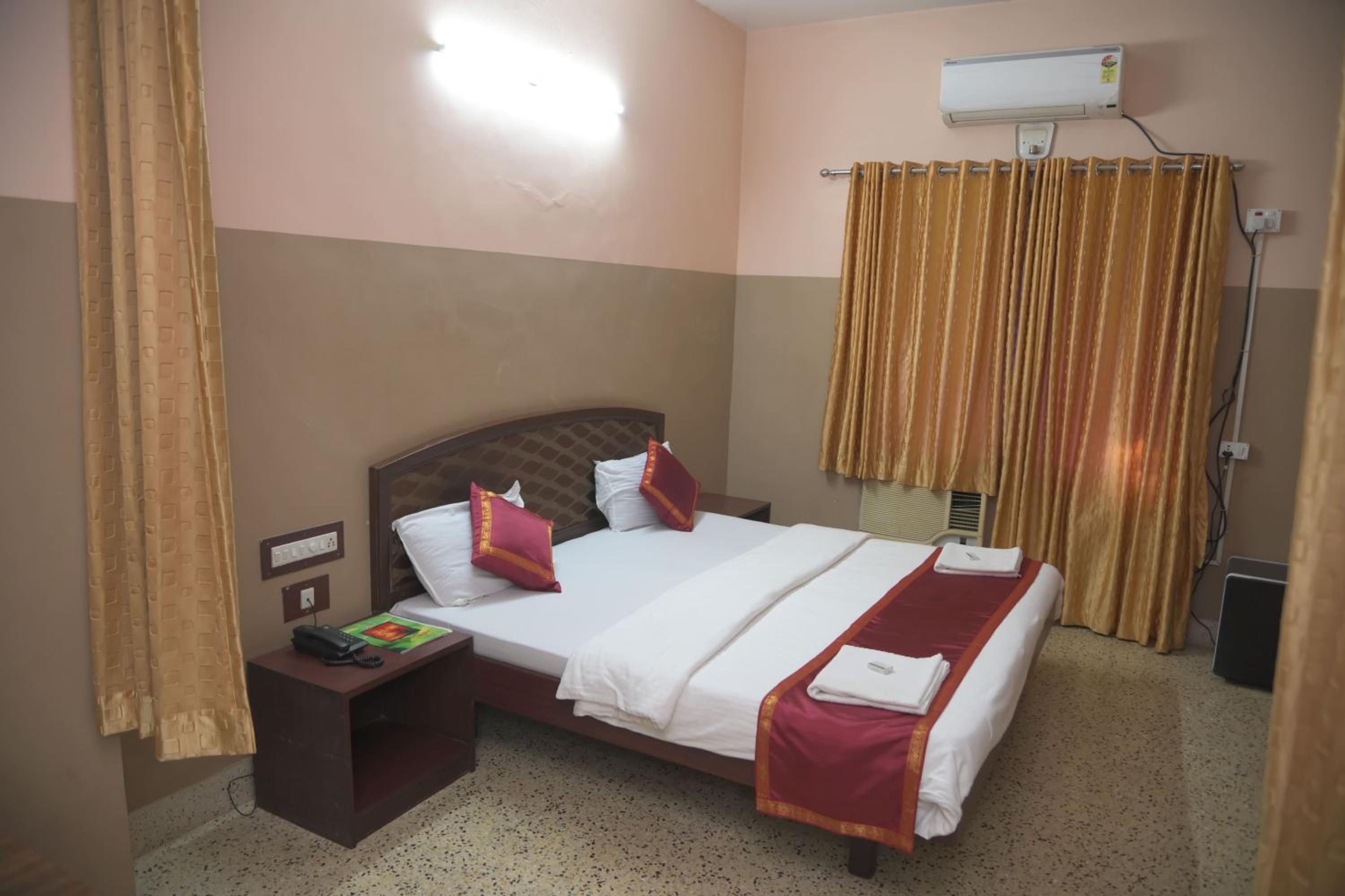 hotel suhag view 3