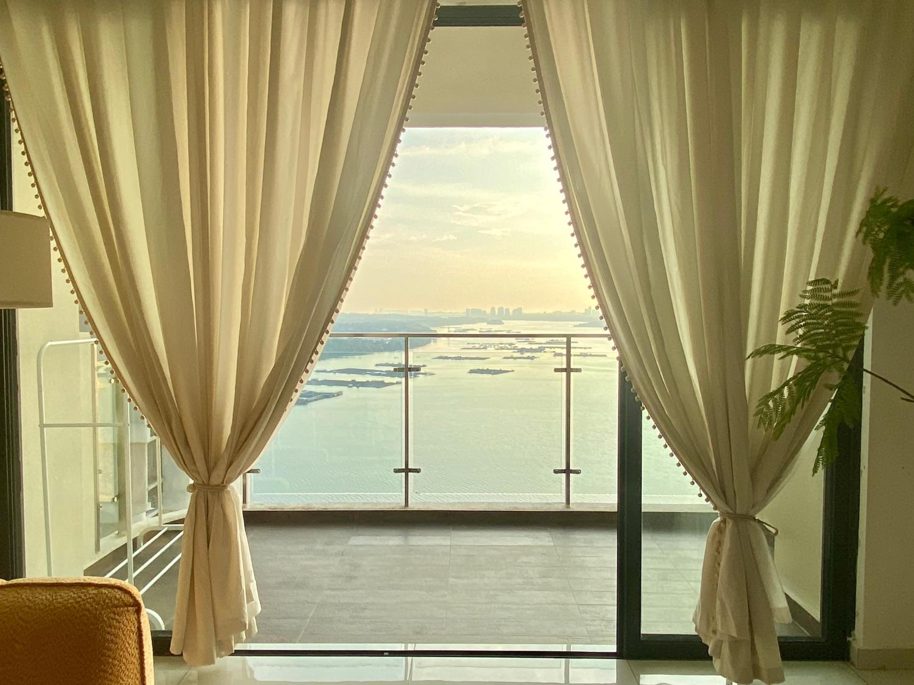 Country Garden Danga Bay,Full Seaview, 6-8pax, Netflix