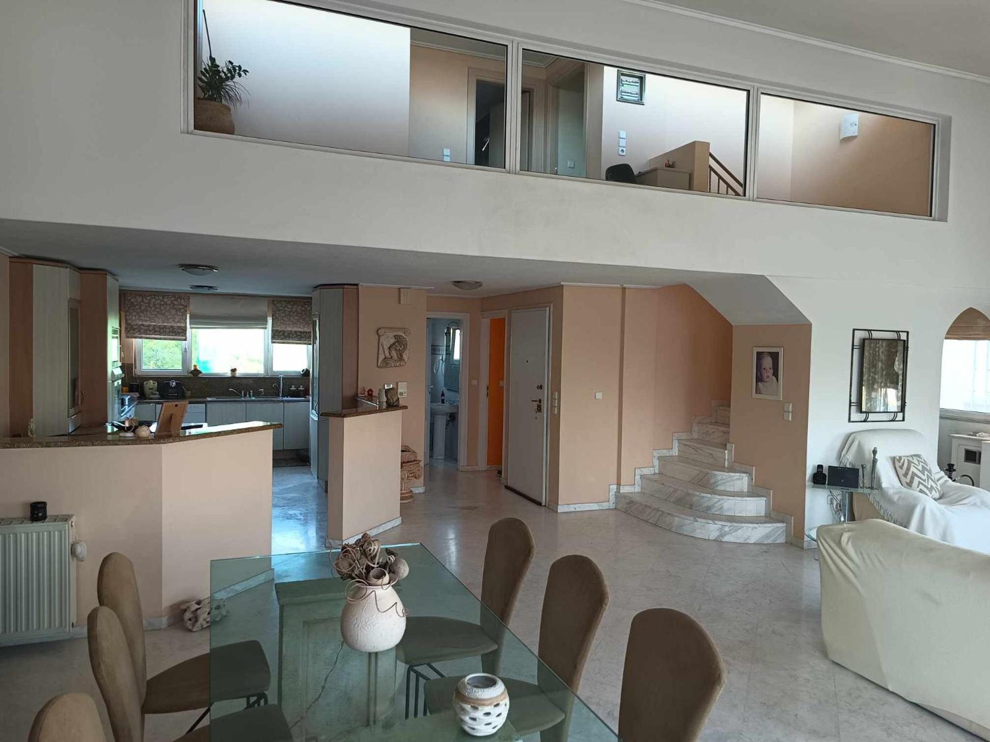 Sylvia's luxurious, spacious & relaxing apartment photo 4