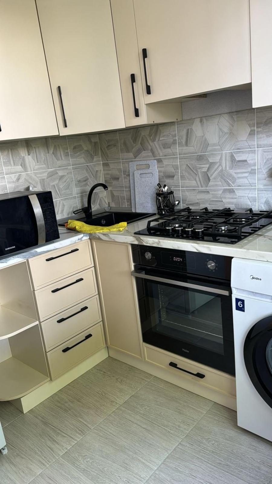 Apartment in Airport