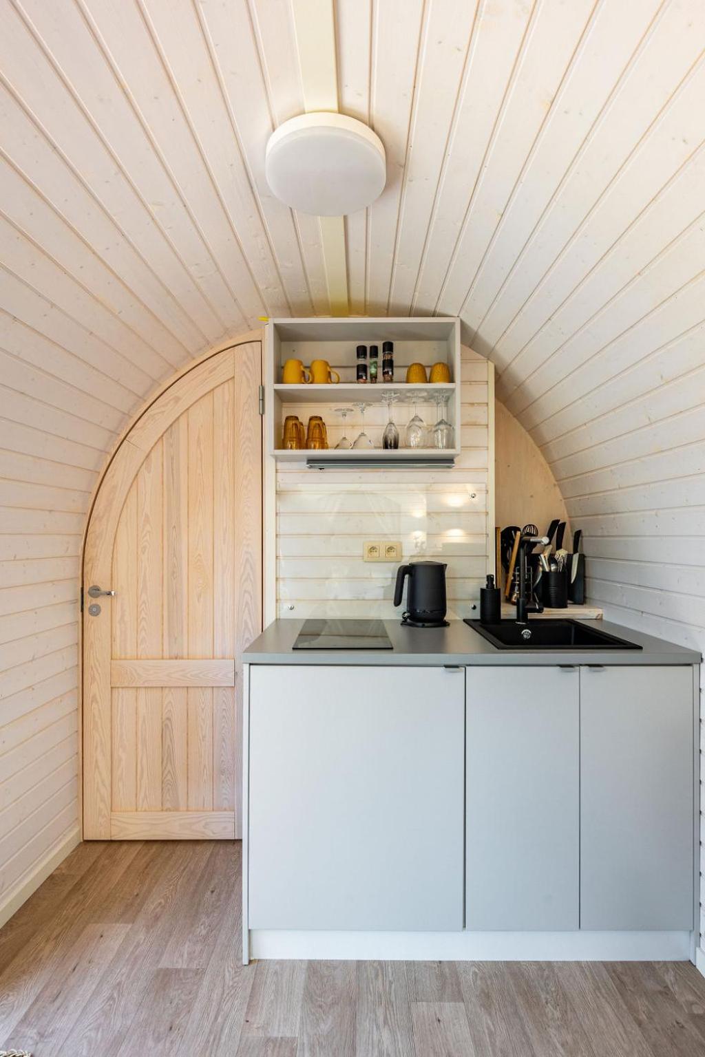 La CABANE LUXUEUSE AVEC JACUZY