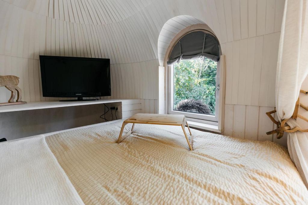 La CABANE LUXUEUSE AVEC JACUZY