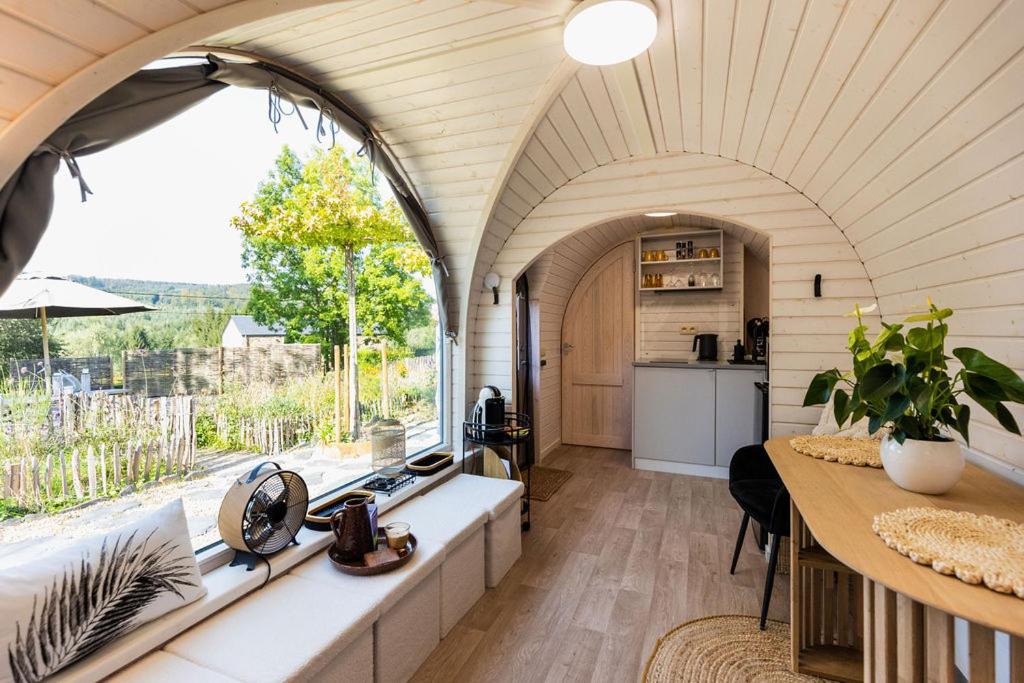 La CABANE LUXUEUSE AVEC JACUZY