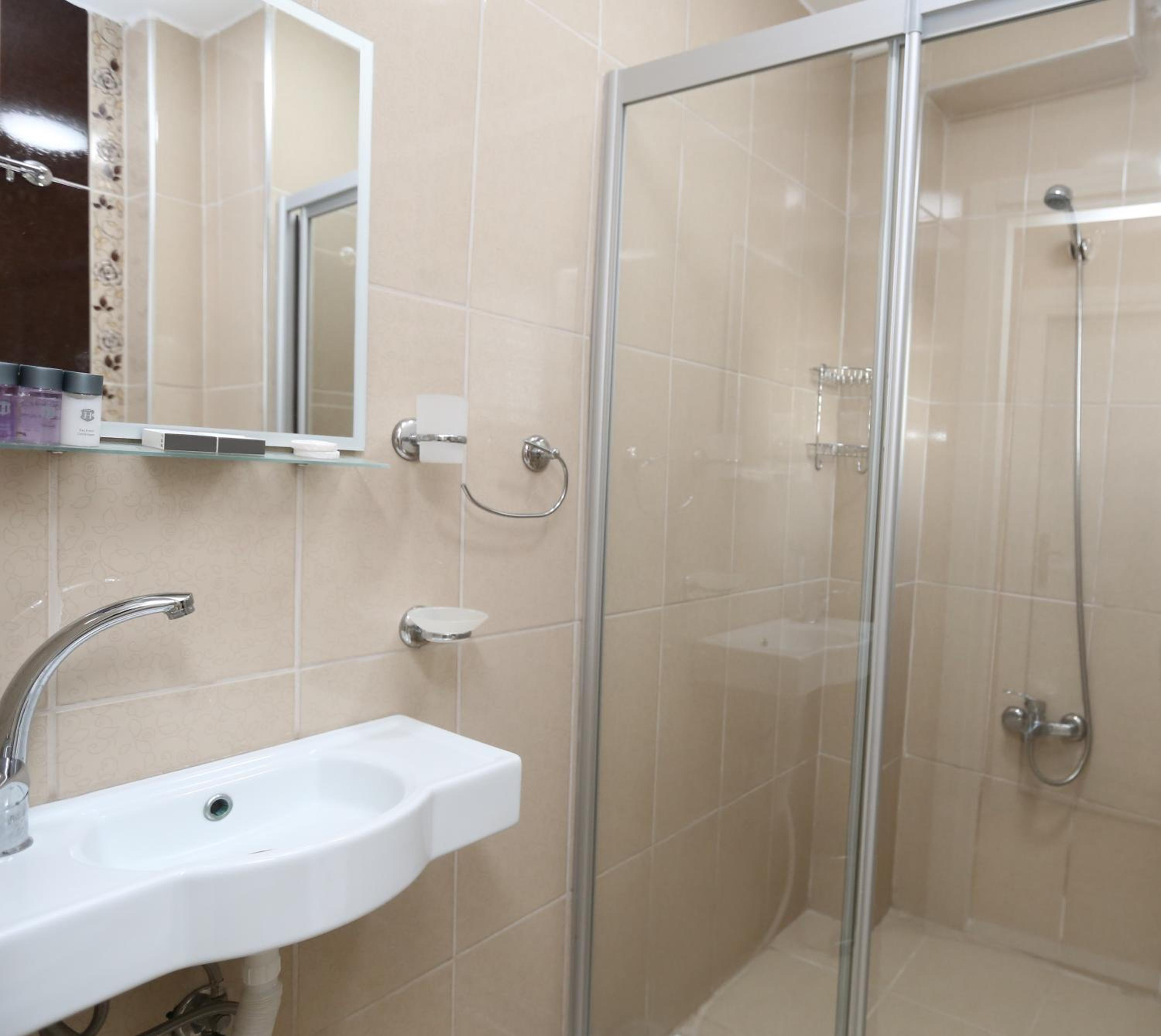 My Holiday Time Otel - Image 45