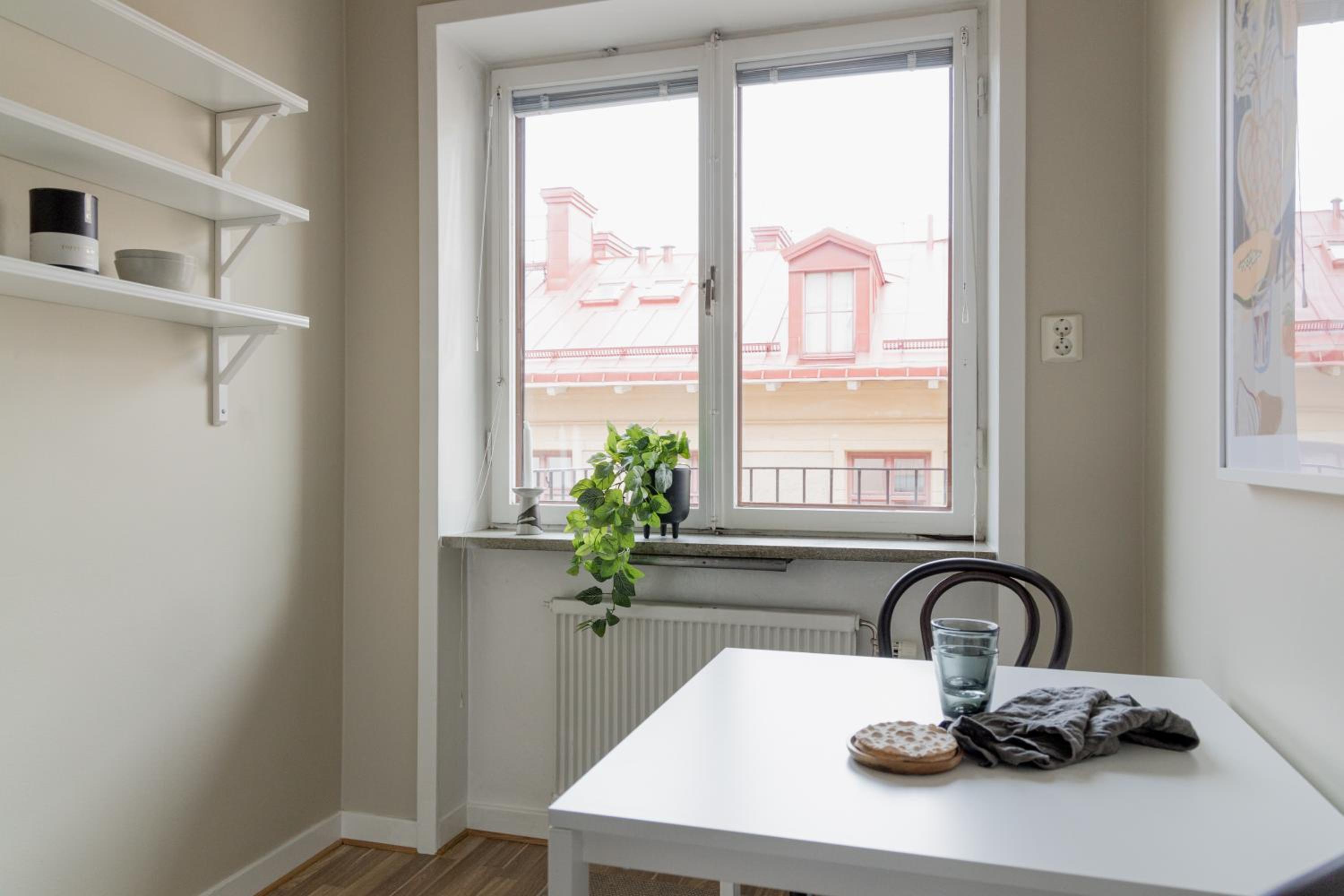 One Room Apartment At Sdermalm view 4