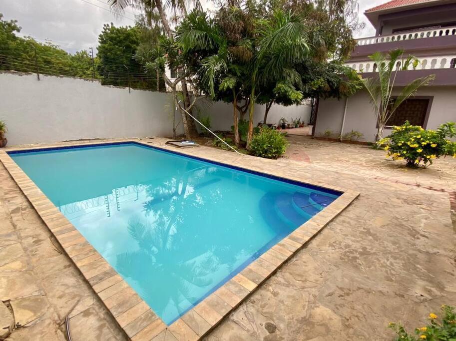 Carel Homes - Spacious 1BR with pool view 2