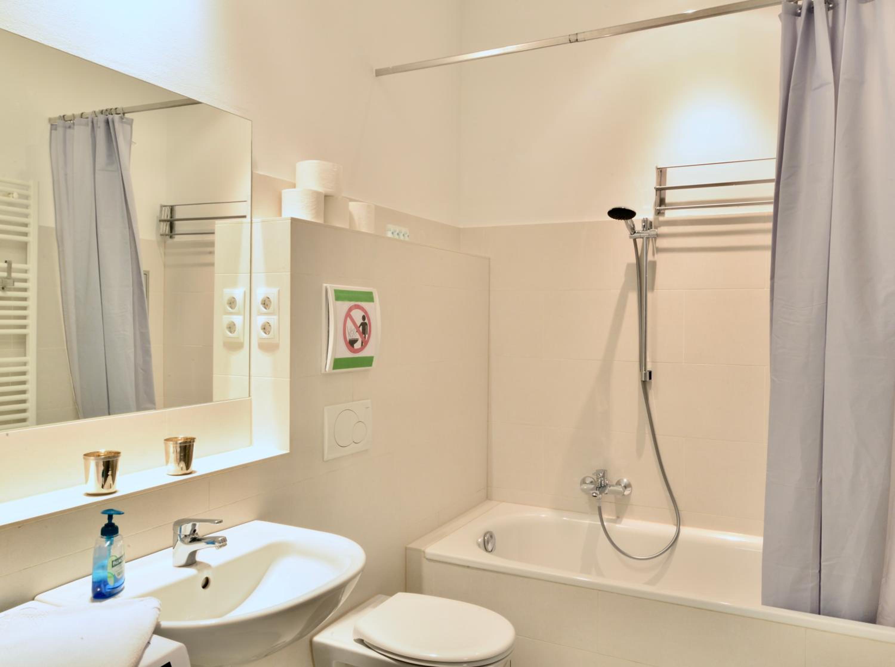Central & Charming Viennese Flat