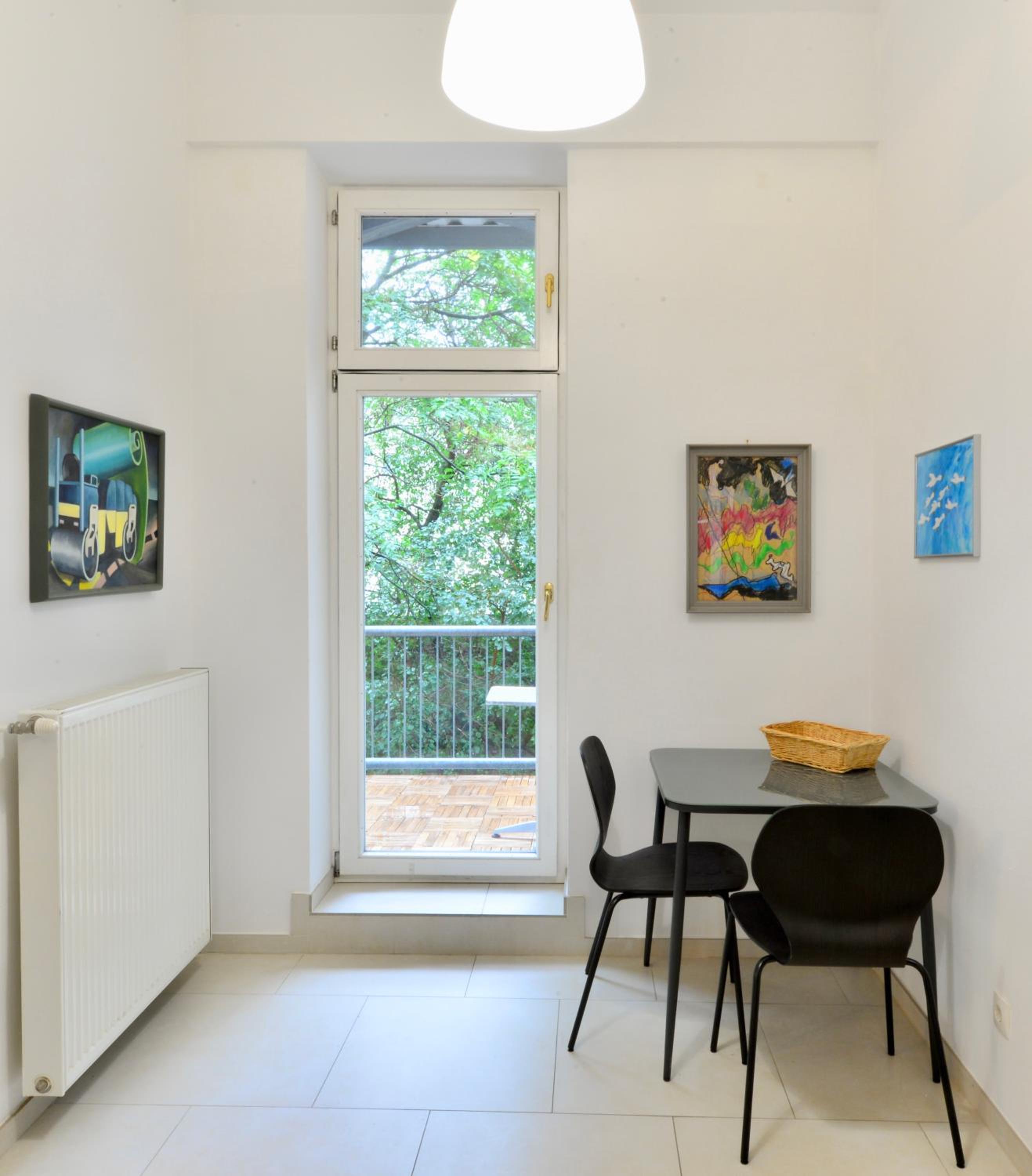 Central & Charming Viennese Flat