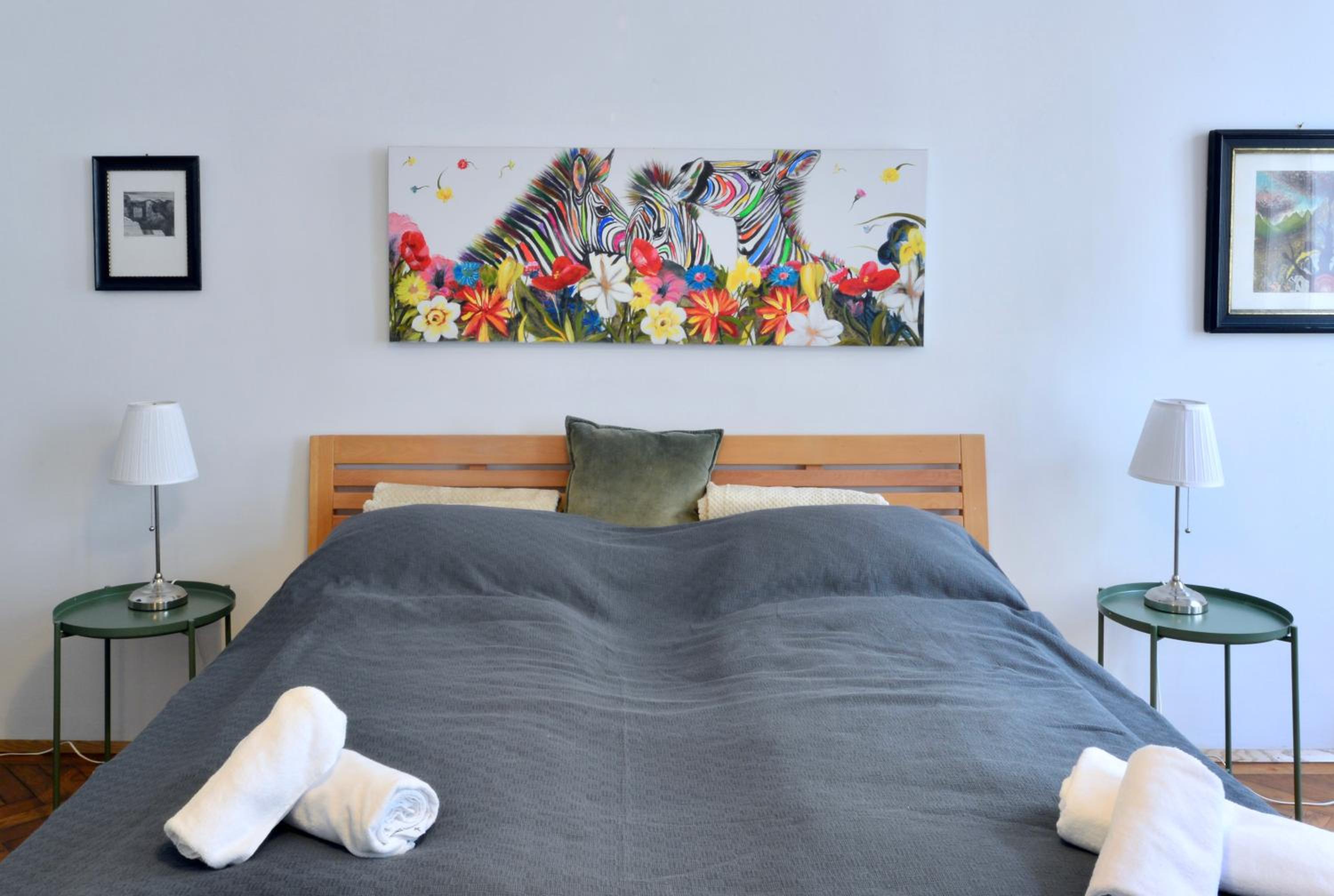 Central & Charming Viennese Flat