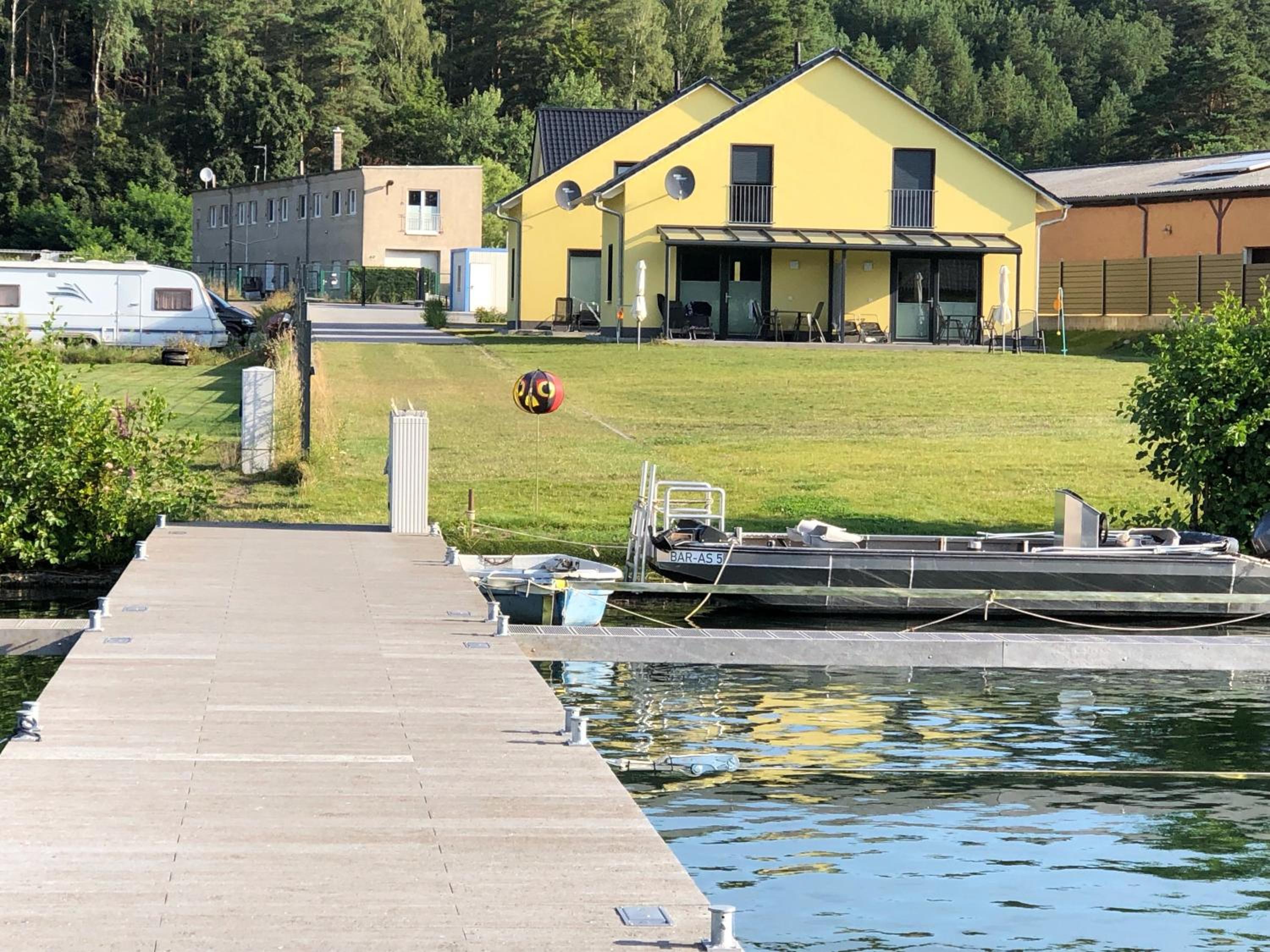 Ferienanlage am Seerand