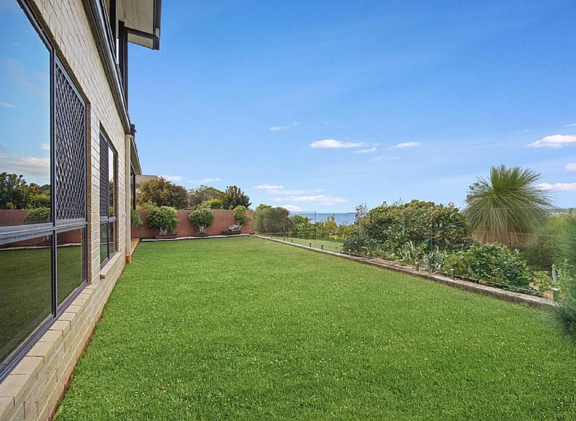 Waterfront Entire Luxury House with Bay View and Pool