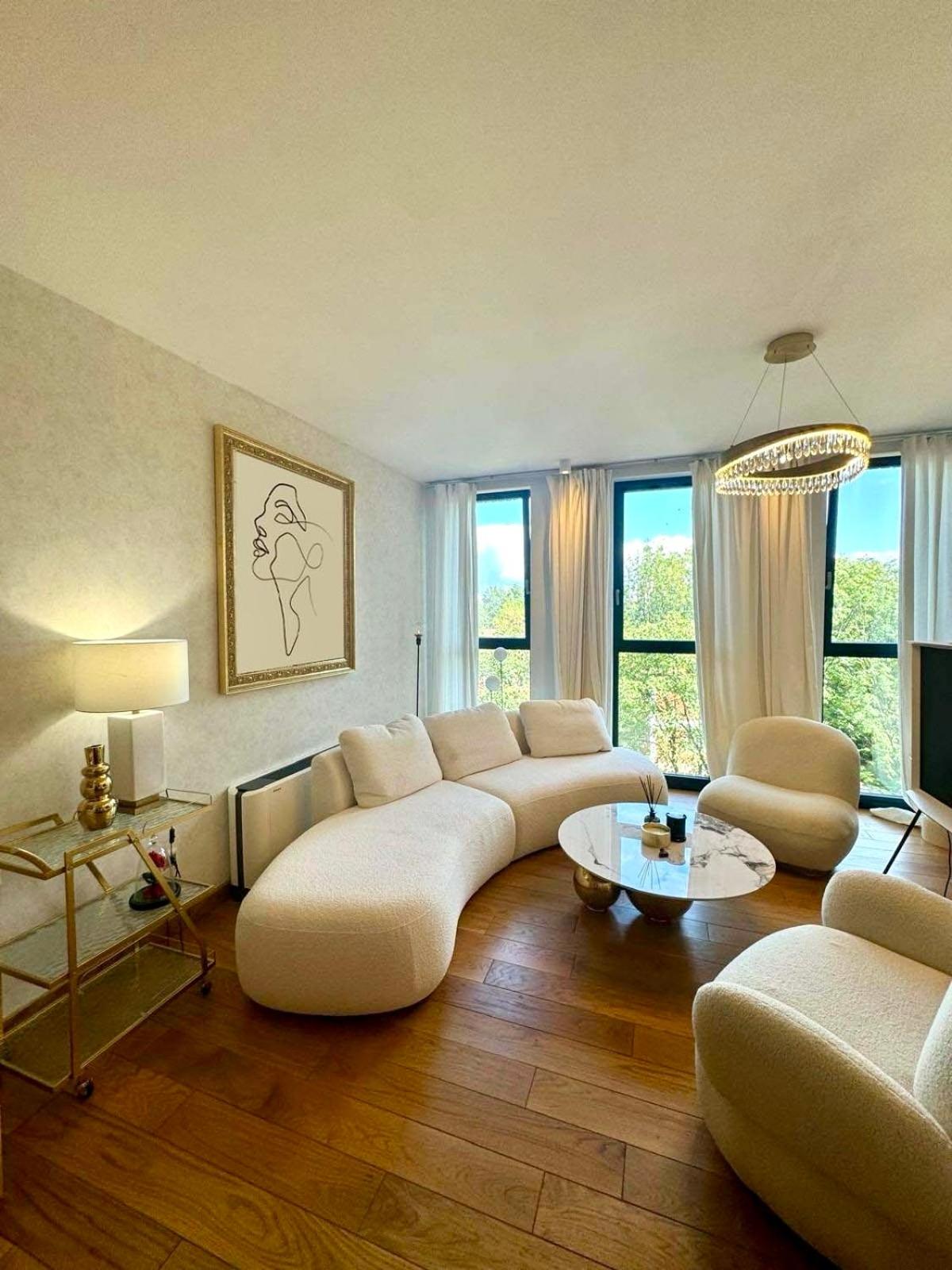 Sofia South Park Luxury Apartment