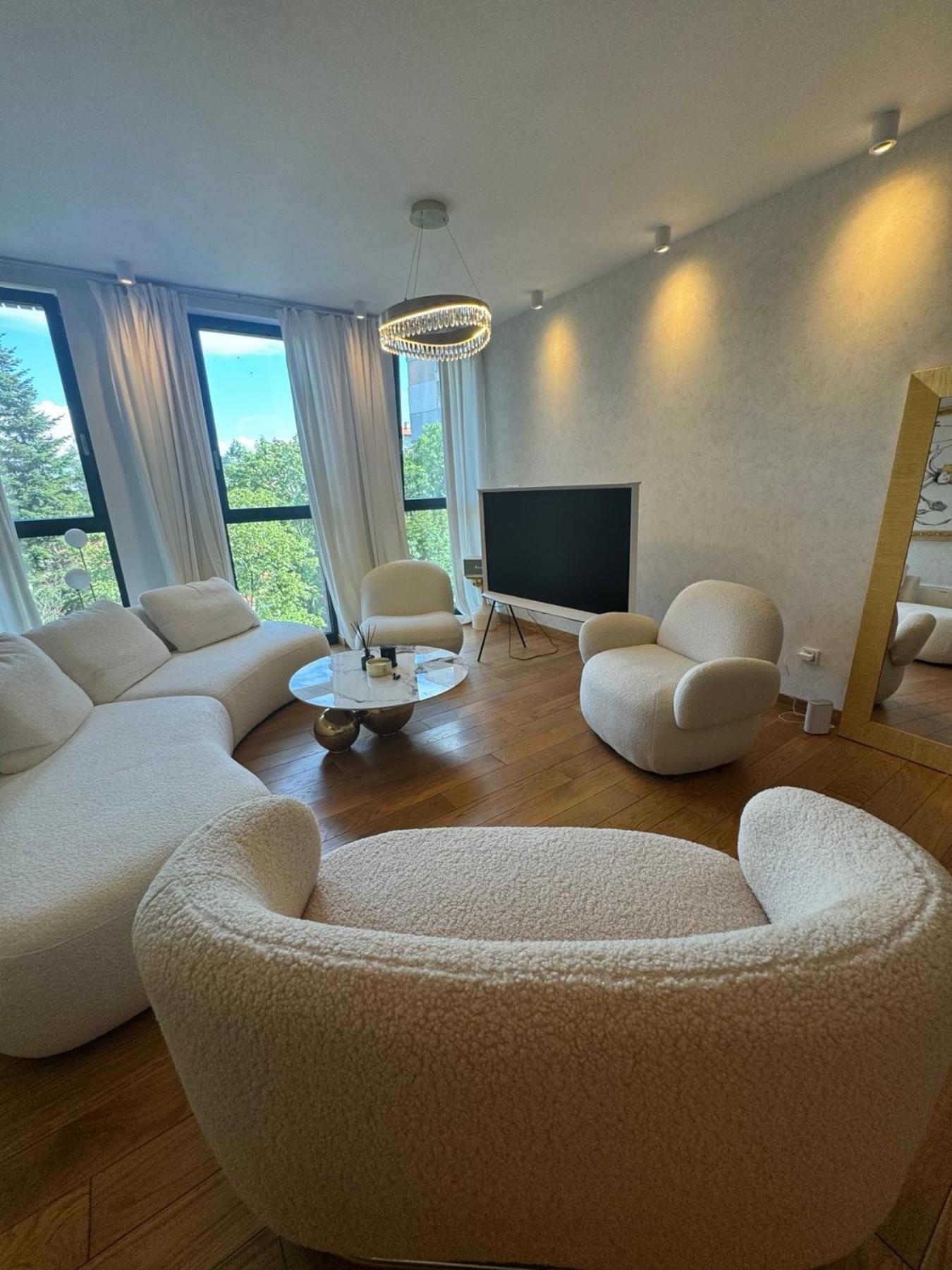Sofia South Park Luxury Apartment