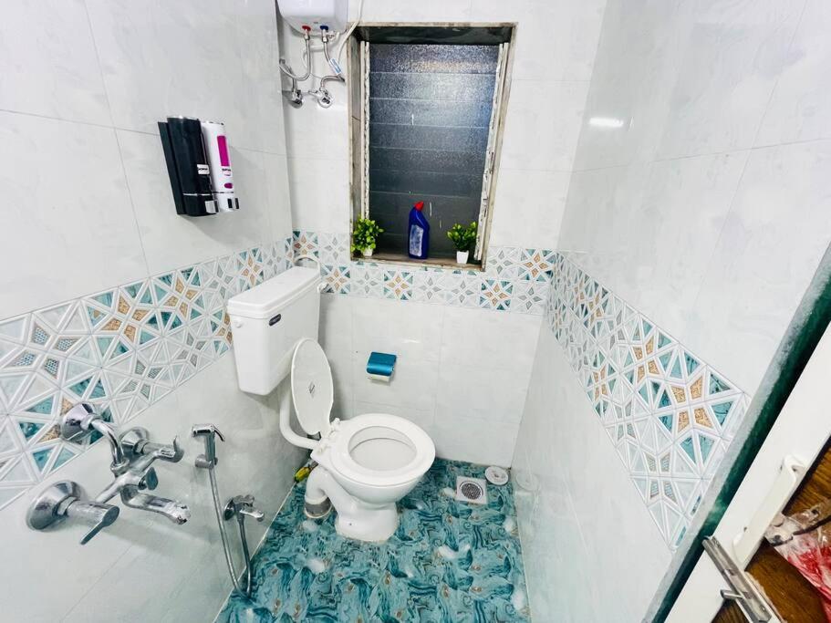 Vessaokar Villa 1Bhk - Bandra close to Lilavati Hospital view 2