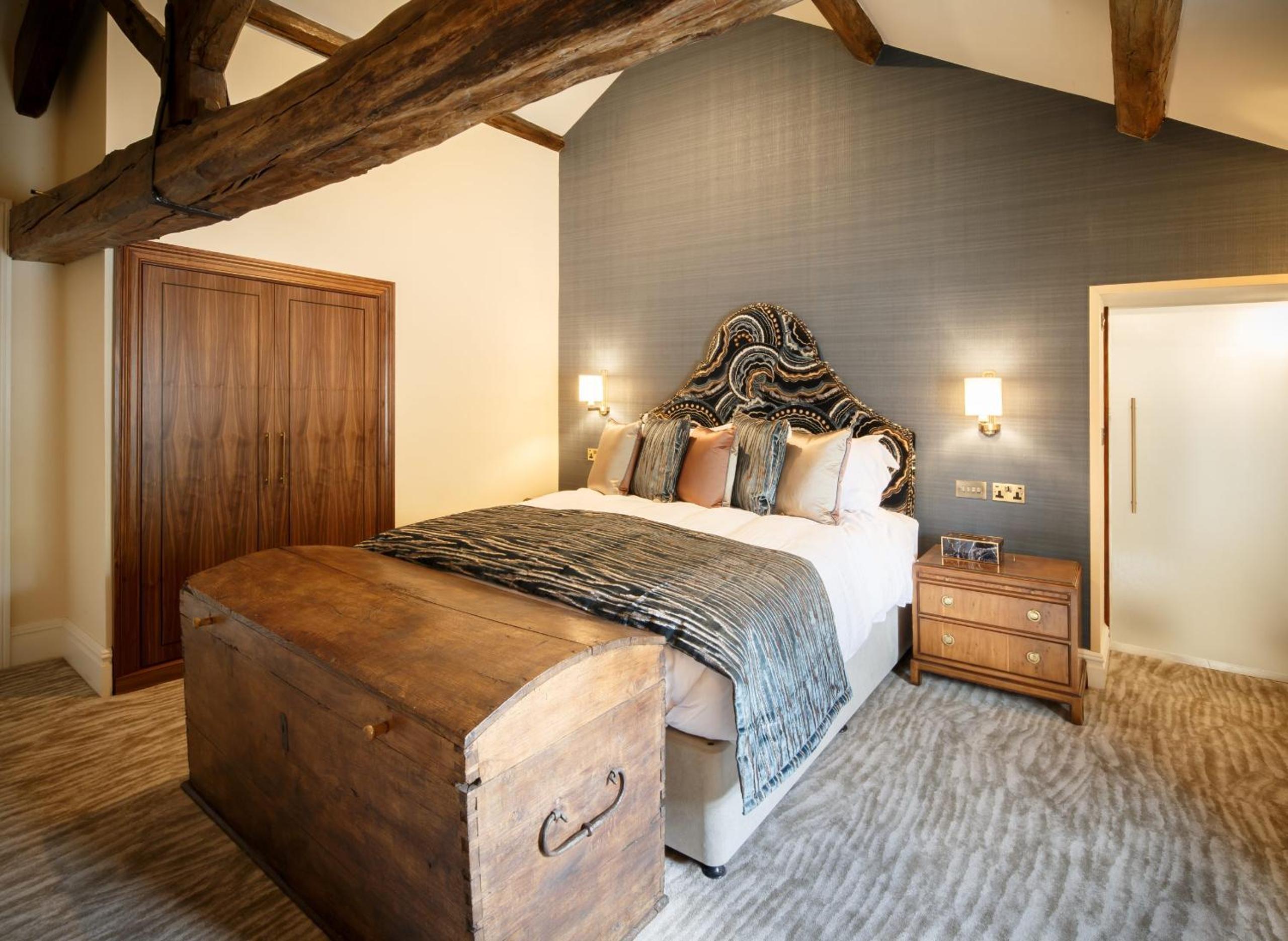 Aynsome Manor view 3