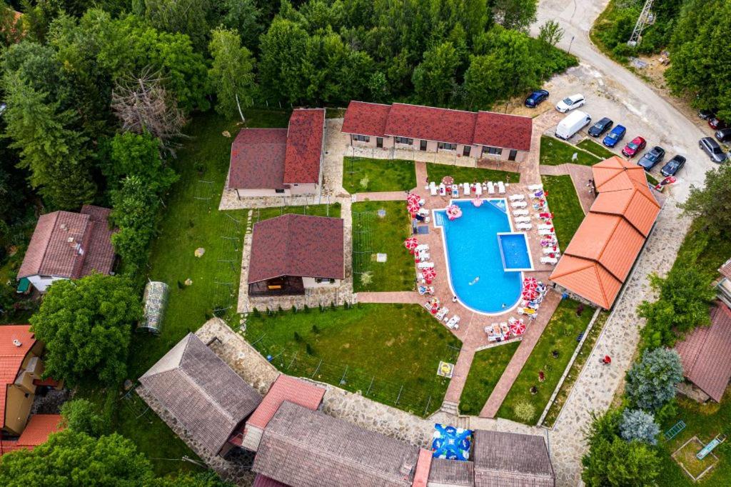 Хотелски комплекс Саня view 4