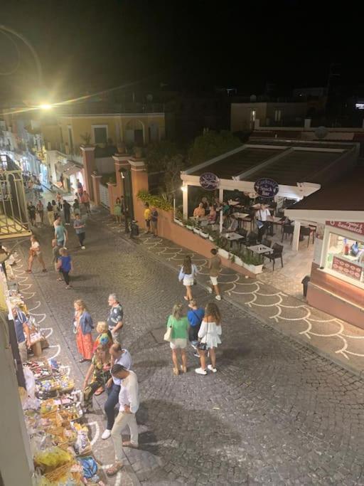 Pithecusa House, Ischia porto, centralissimo view 3