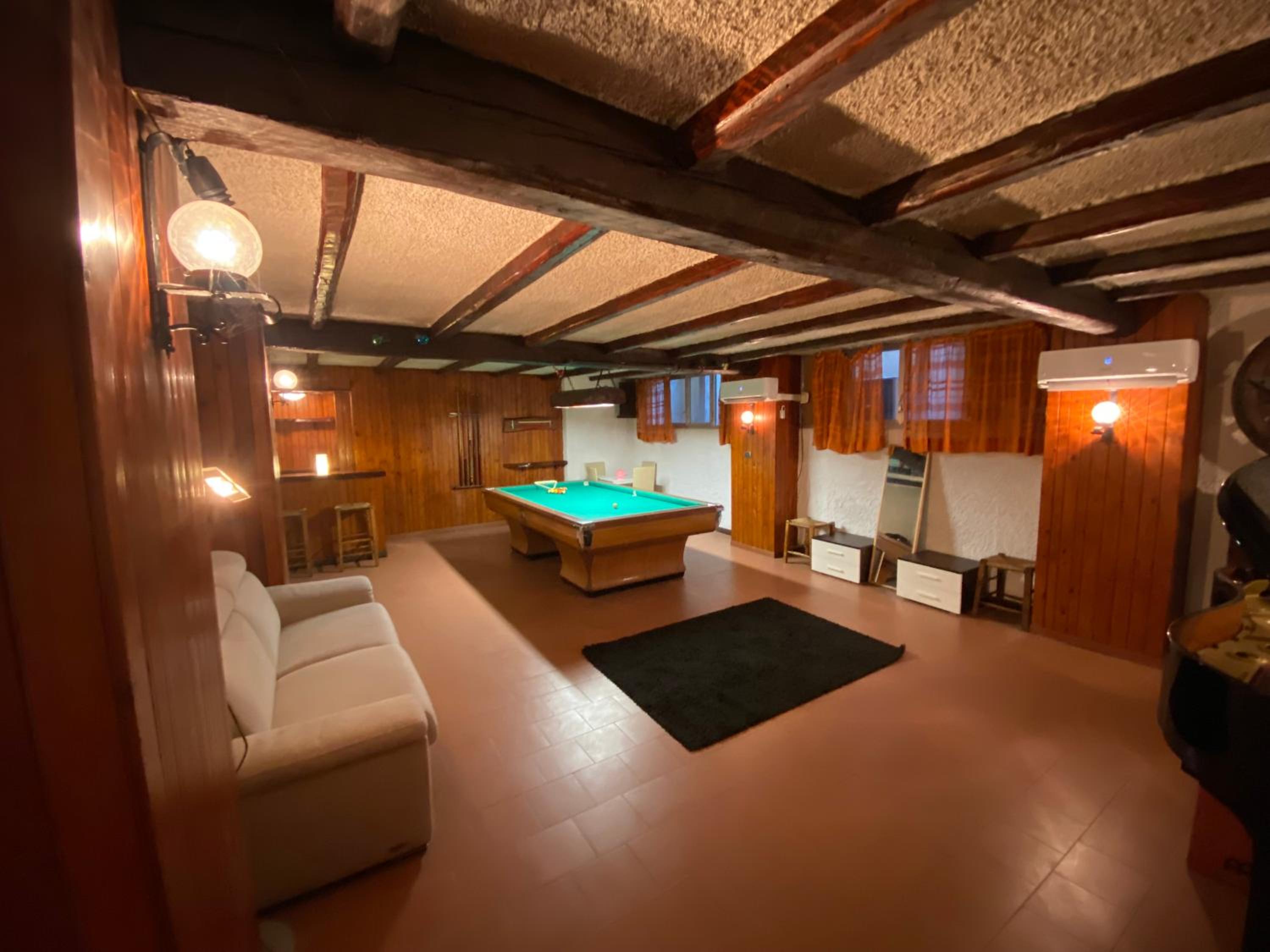 Bologna Tavern